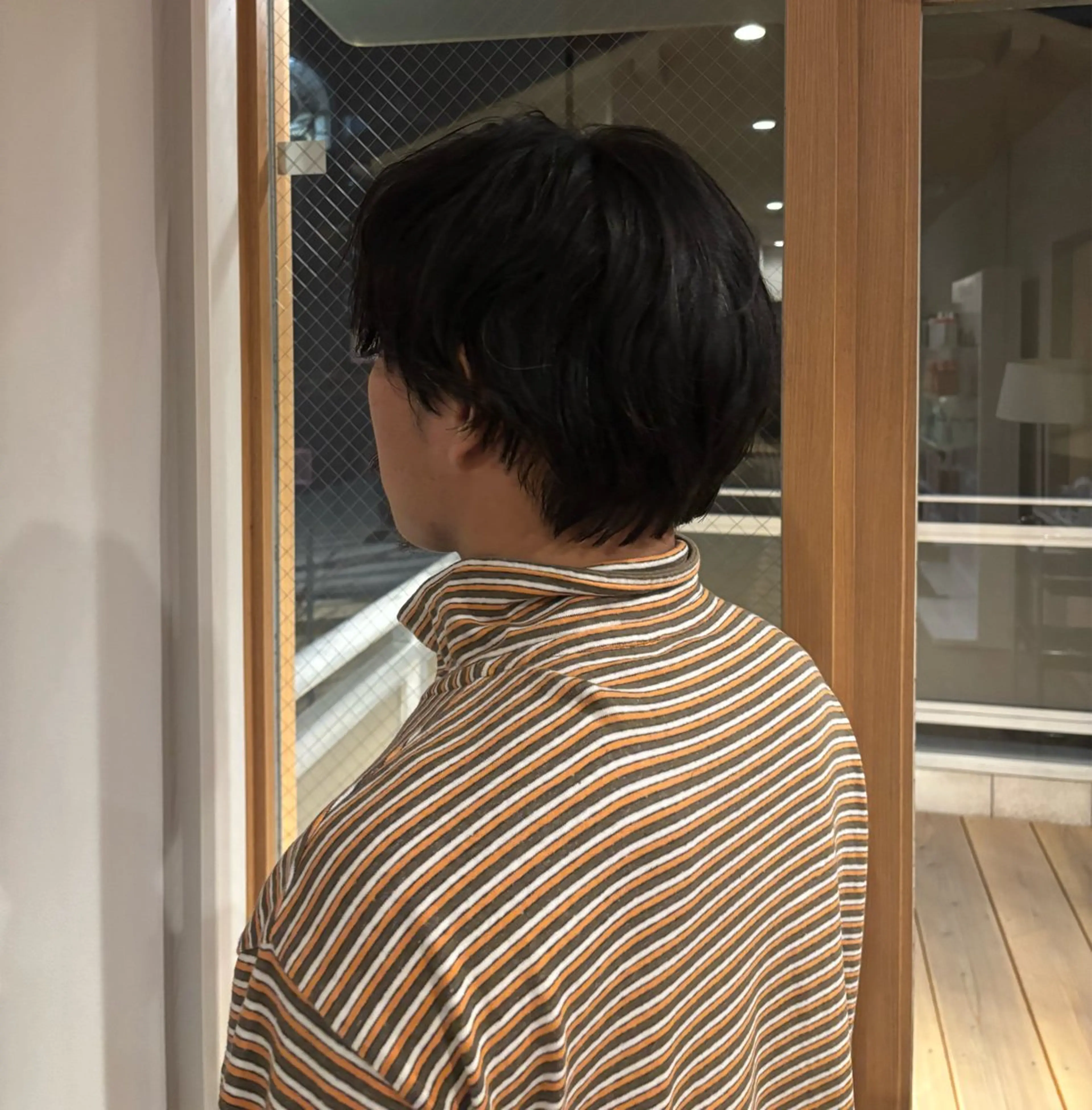 ショート 亀岡 美咲のヘアスタイル