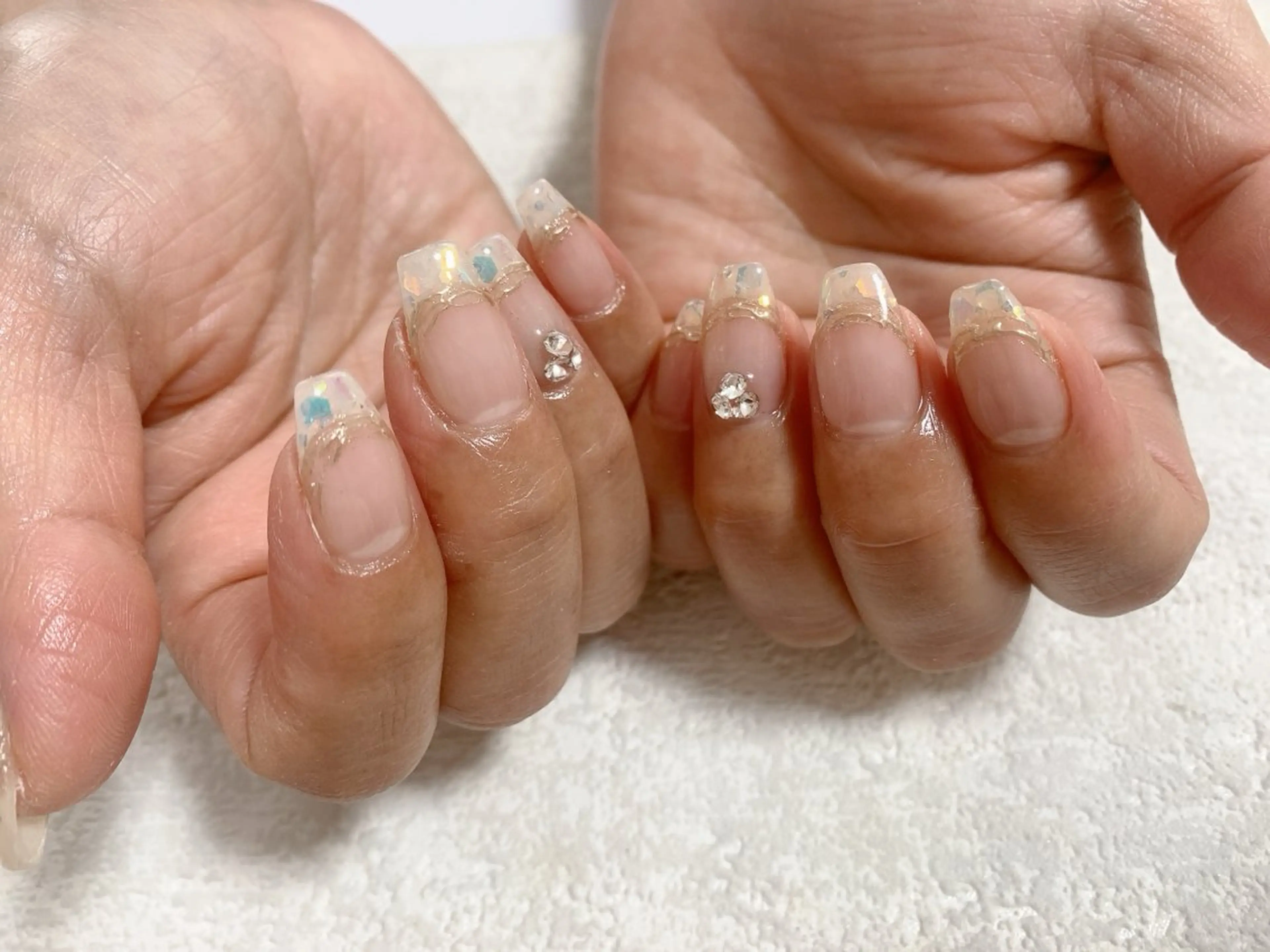 ネイル オーロラネイル フレンチネイル ジェルネイル ホログラムネイル メンズネイル kiki nail たまプラーザのネイルデザイン