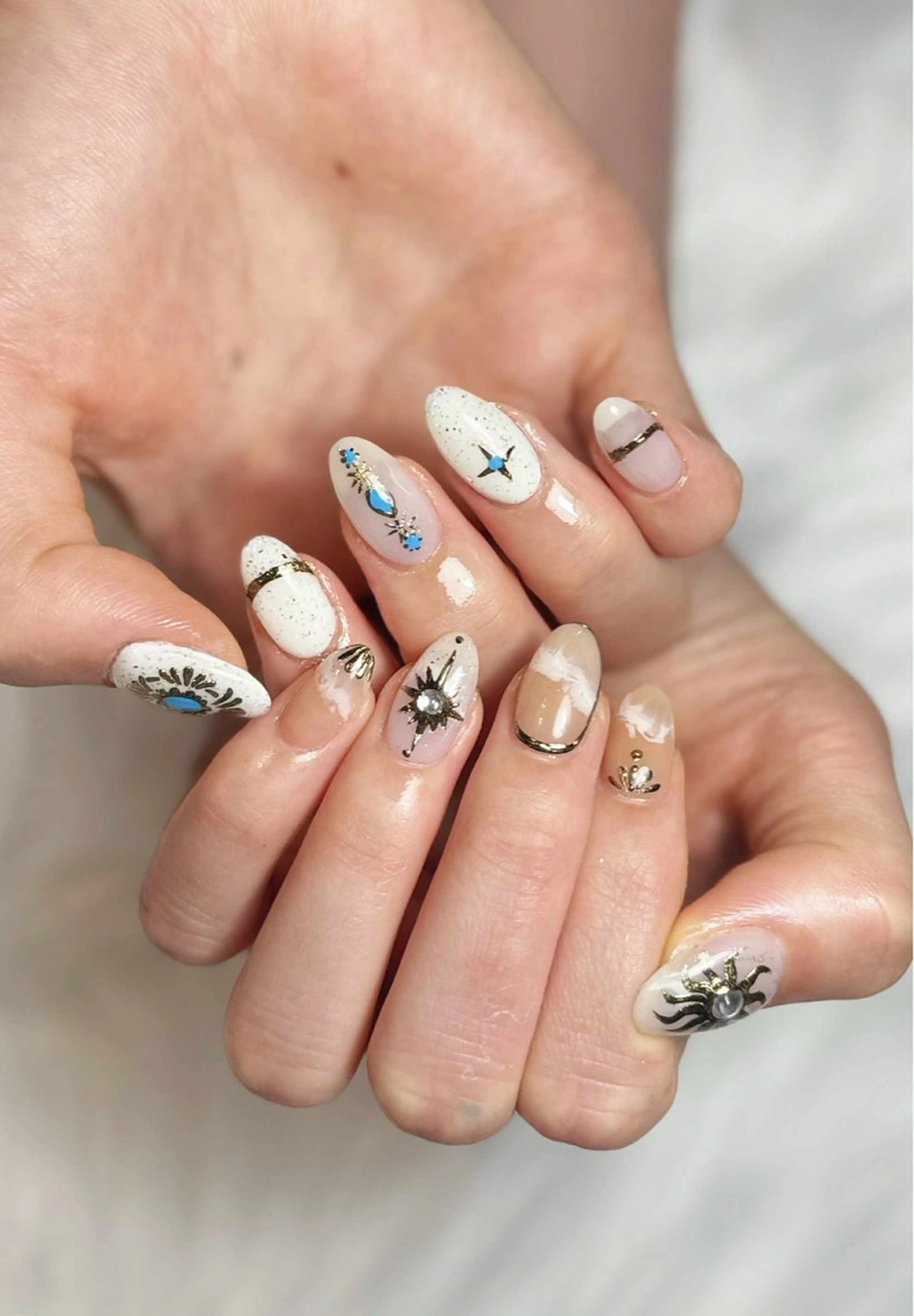 ネイル オーロラネイル チークネイル フットネイル フレンチネイル ジェルネイル ハンドネイル Nichi Nailsのネイルデザイン