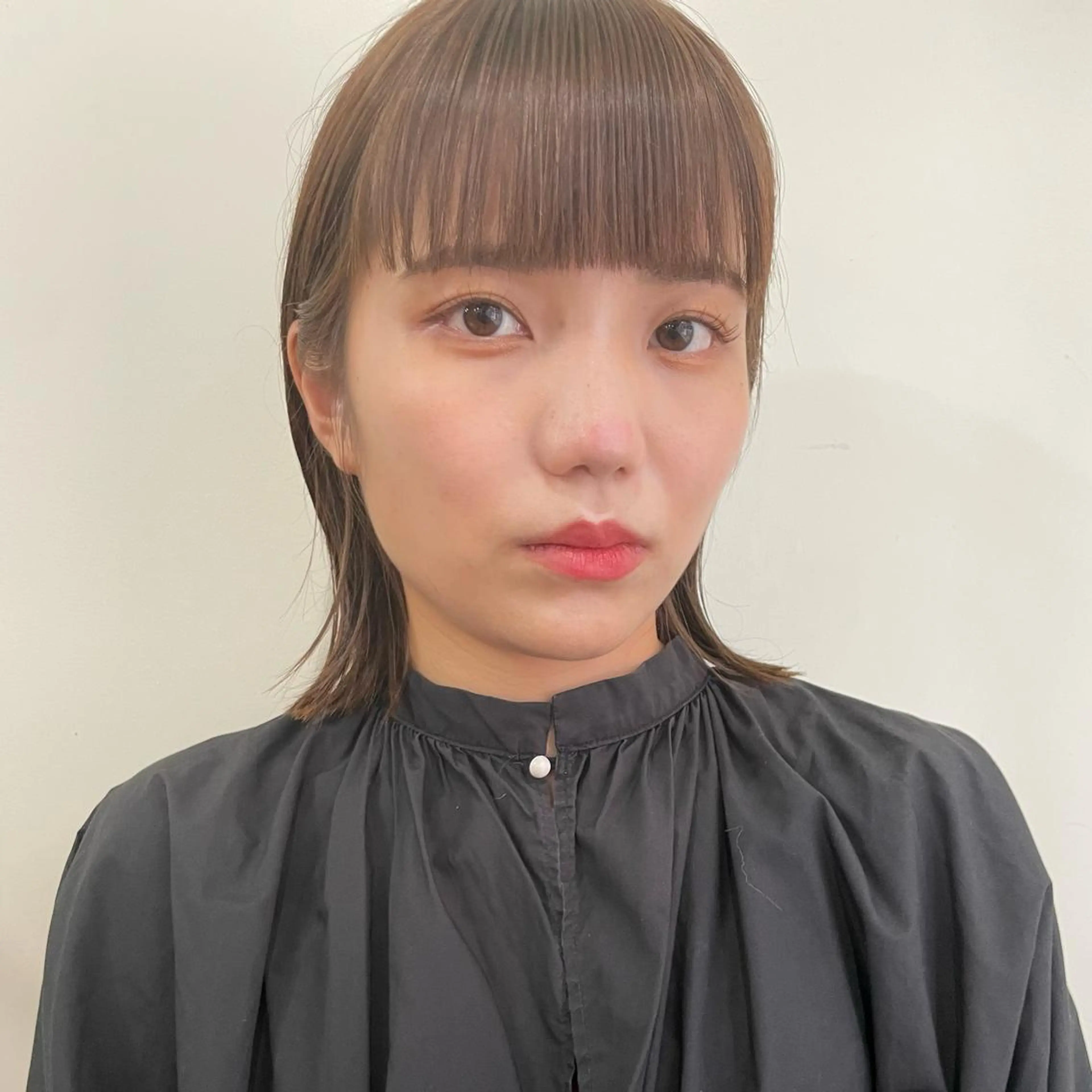 ショート カラー カット ヘアカラー ホリケ アオイのヘアスタイル