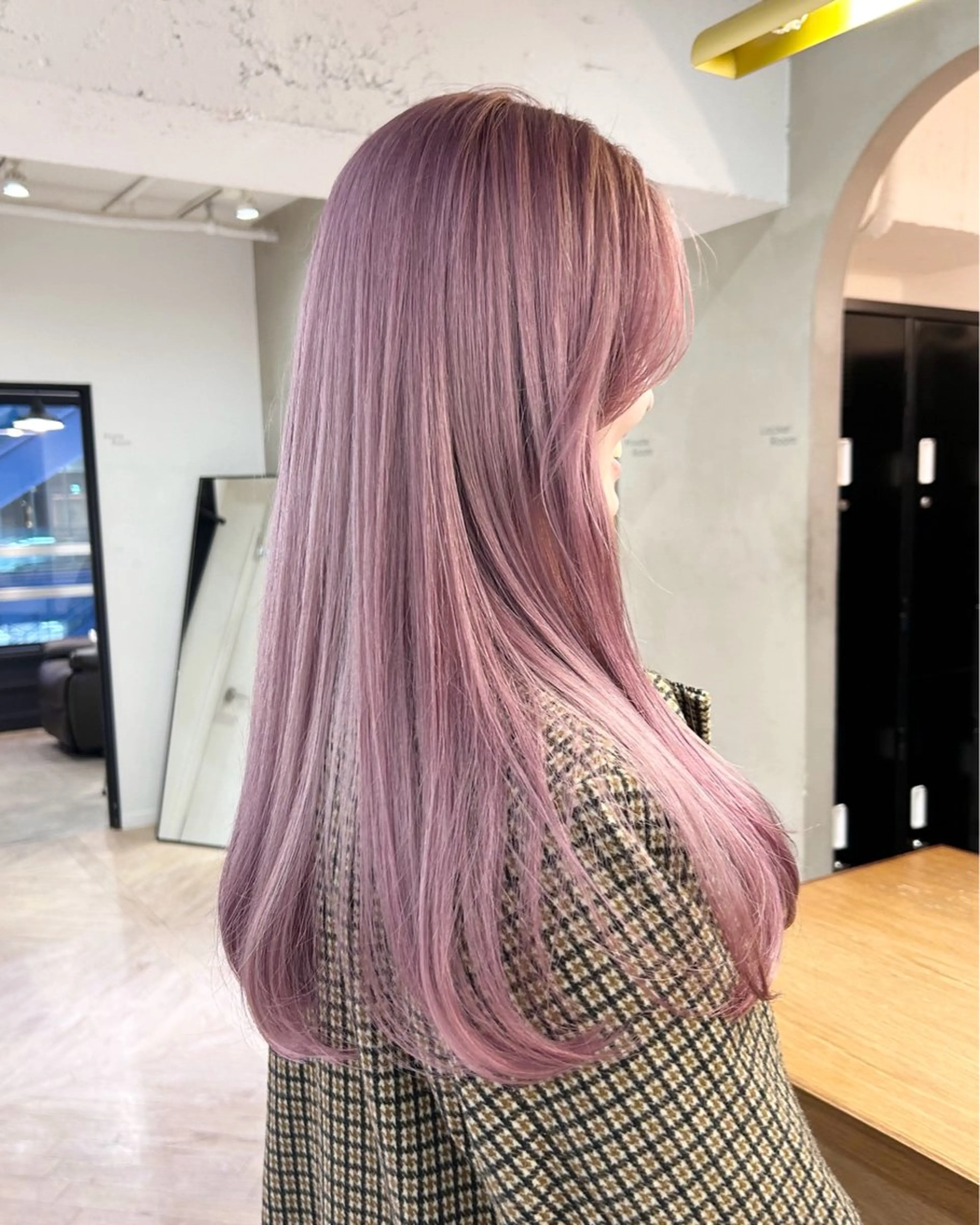 🧝🏼‍♀️✨カット+ブリーチ+カラー+艶髪ケアトリートメント✂️👑🥣🍀の写真