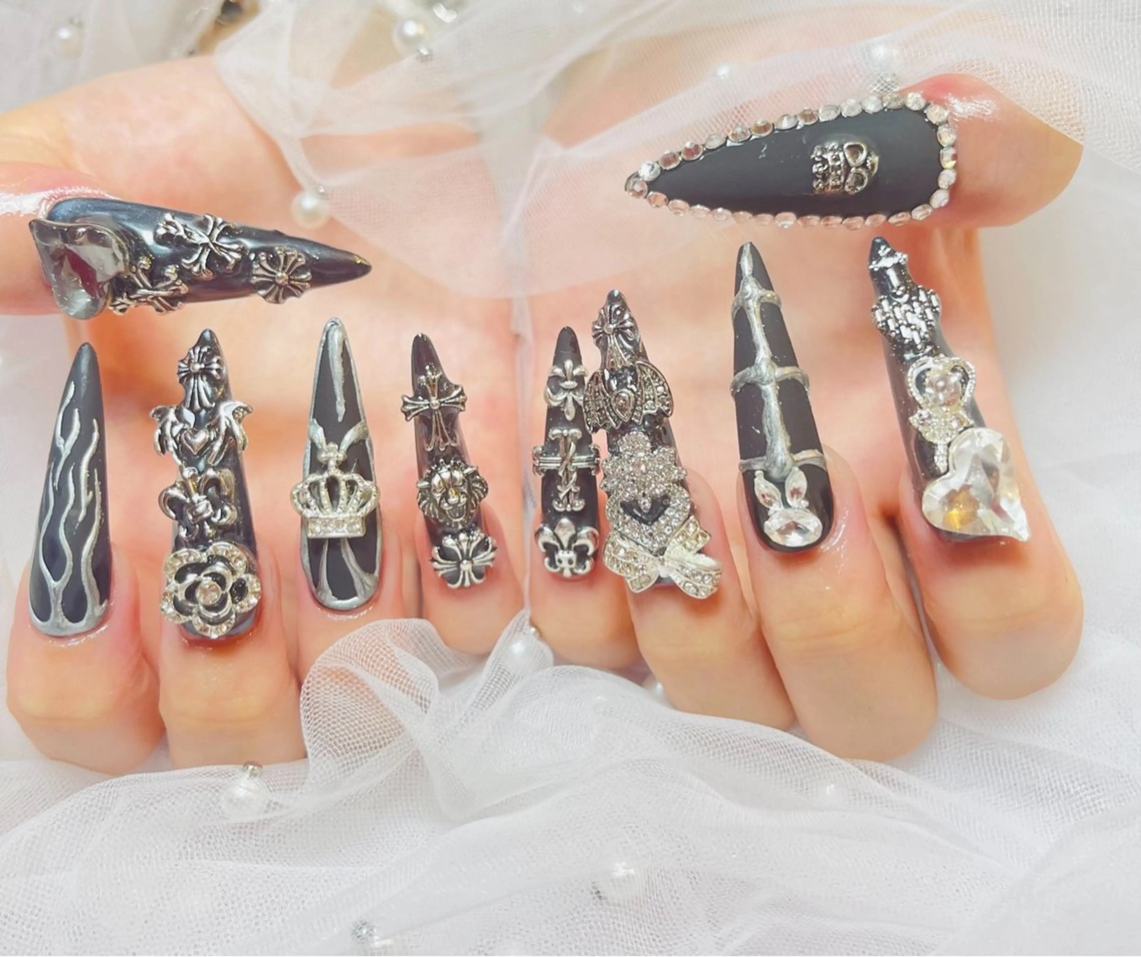 ネイル ハンドネイル PINKY nail所属・ピンキー 池田公園店のネイルデザイン