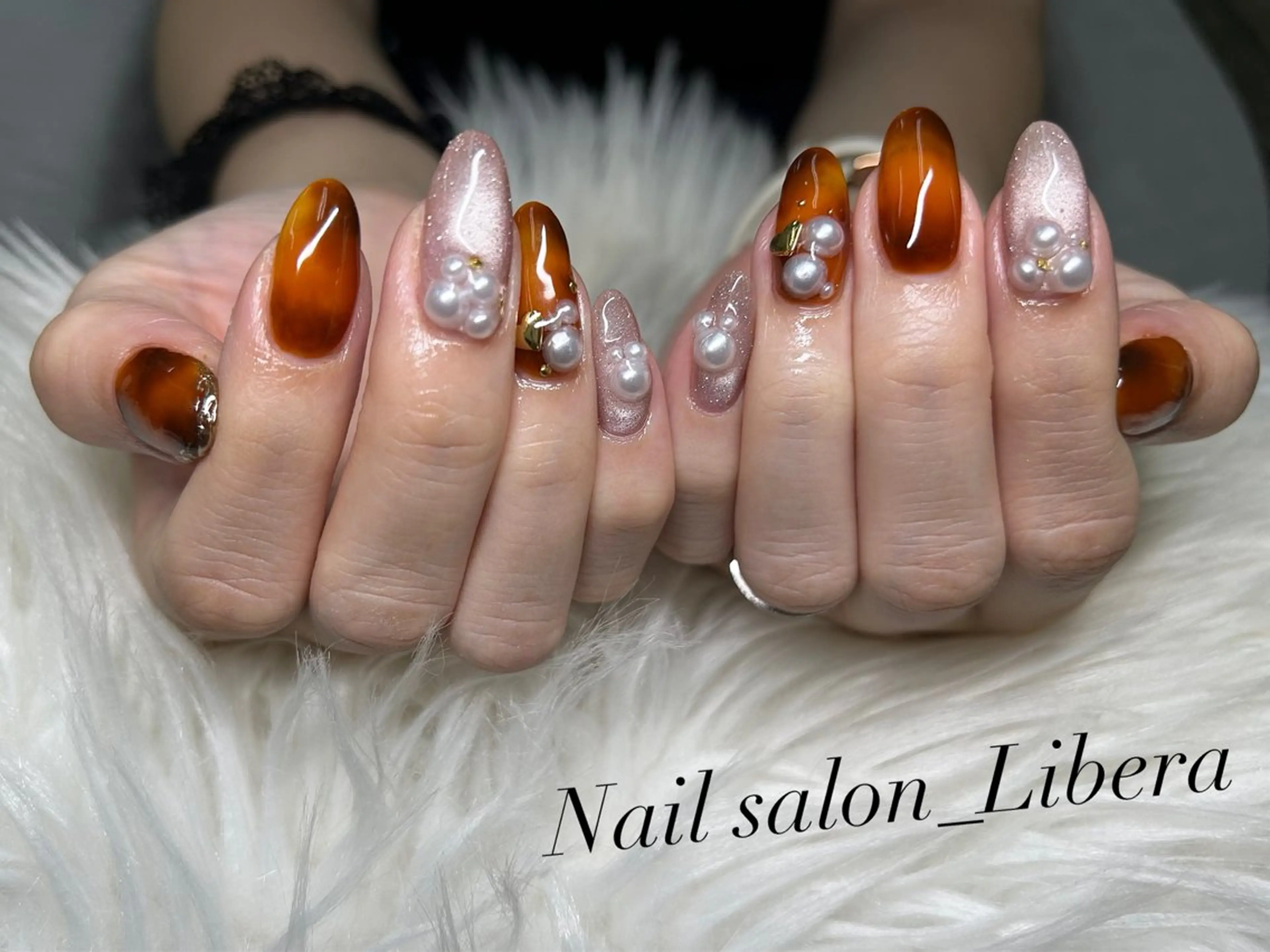 ハンドジェルのせ放題　持ち込みデザインOK【オフ有】※スカルプオフの場合＋600円事前にご連絡ください※パーツ代別途必要の写真