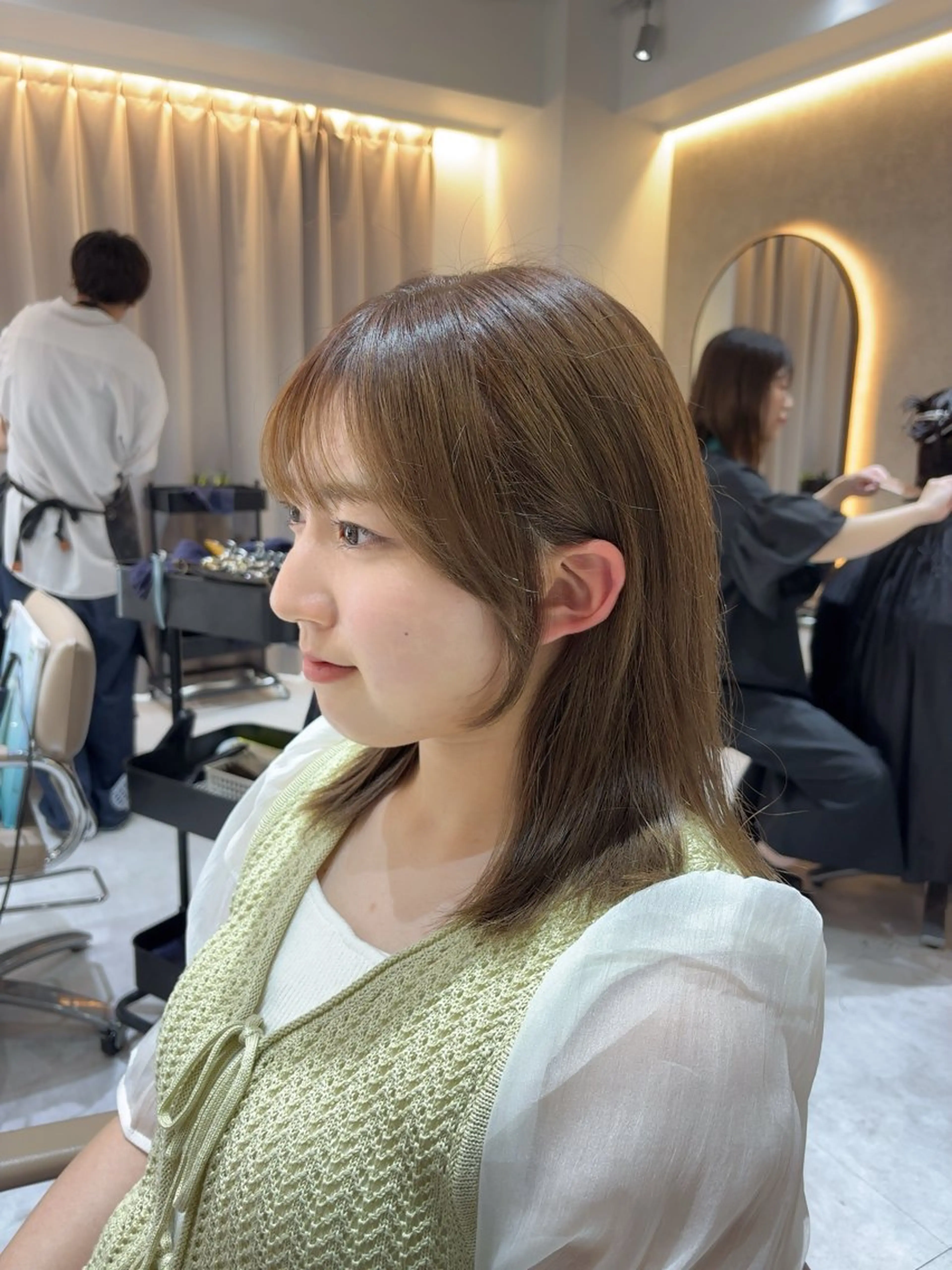 韓国風🇰🇷顔周りカット+髪質改善inケアカラー+3STEPトリートメントの写真