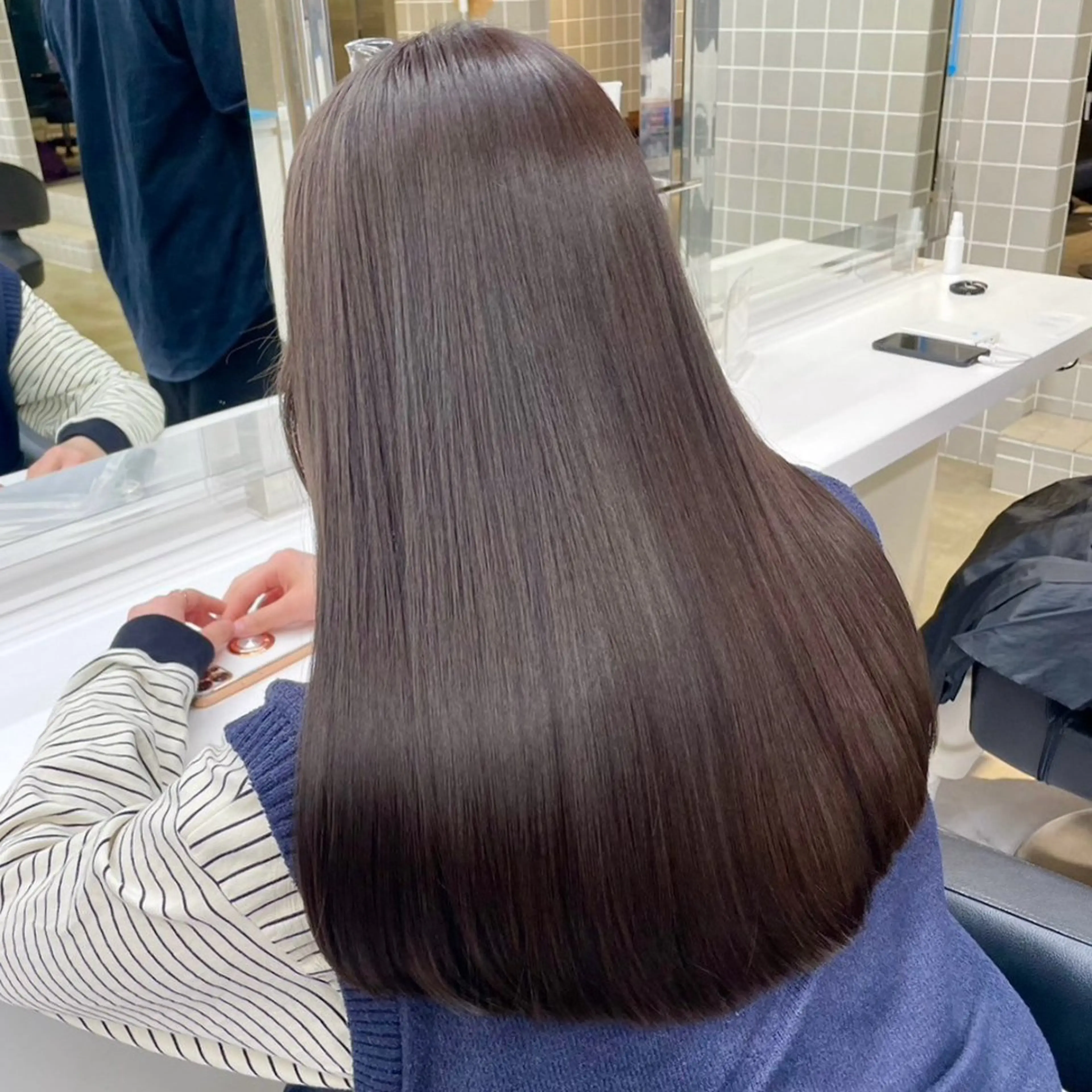 ロング カラー 韓国風艶髪🎀 暖色カラー🤍のヘアスタイル