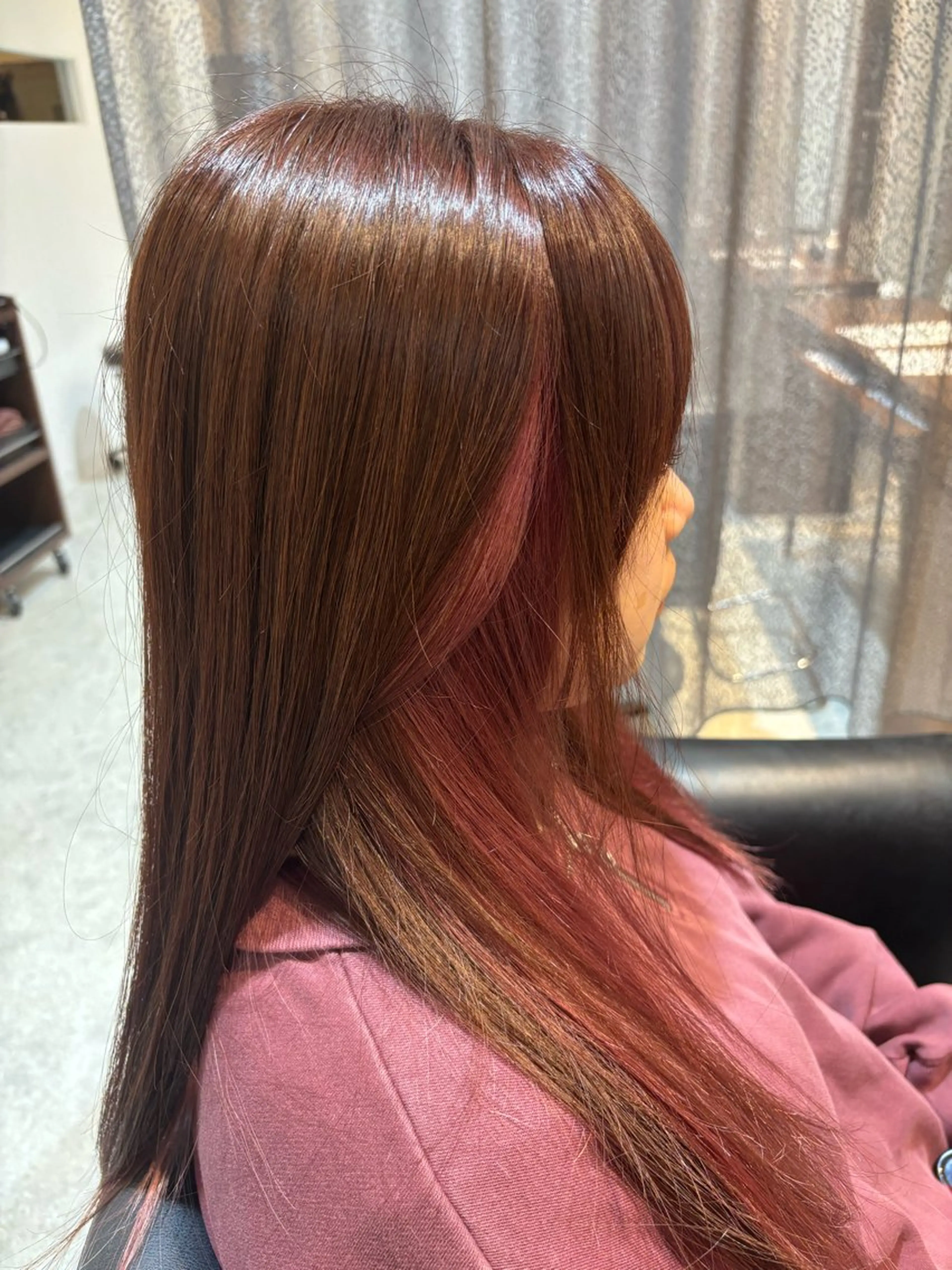 ミディアム 大塚 しおりのヘアスタイル