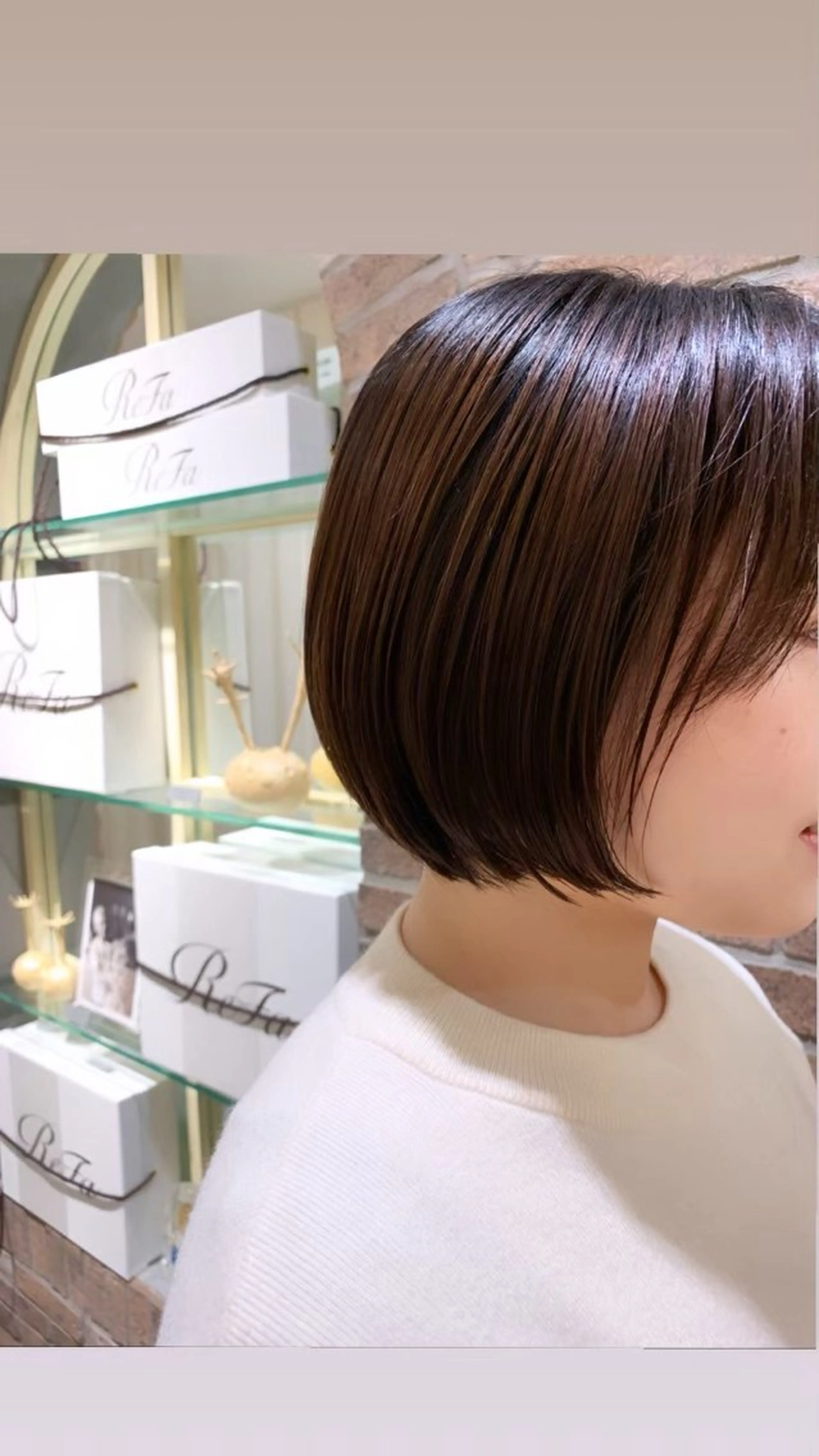 ショート 🌷BASSA池袋 🌷ミネモモ🍑🤍のヘアスタイル