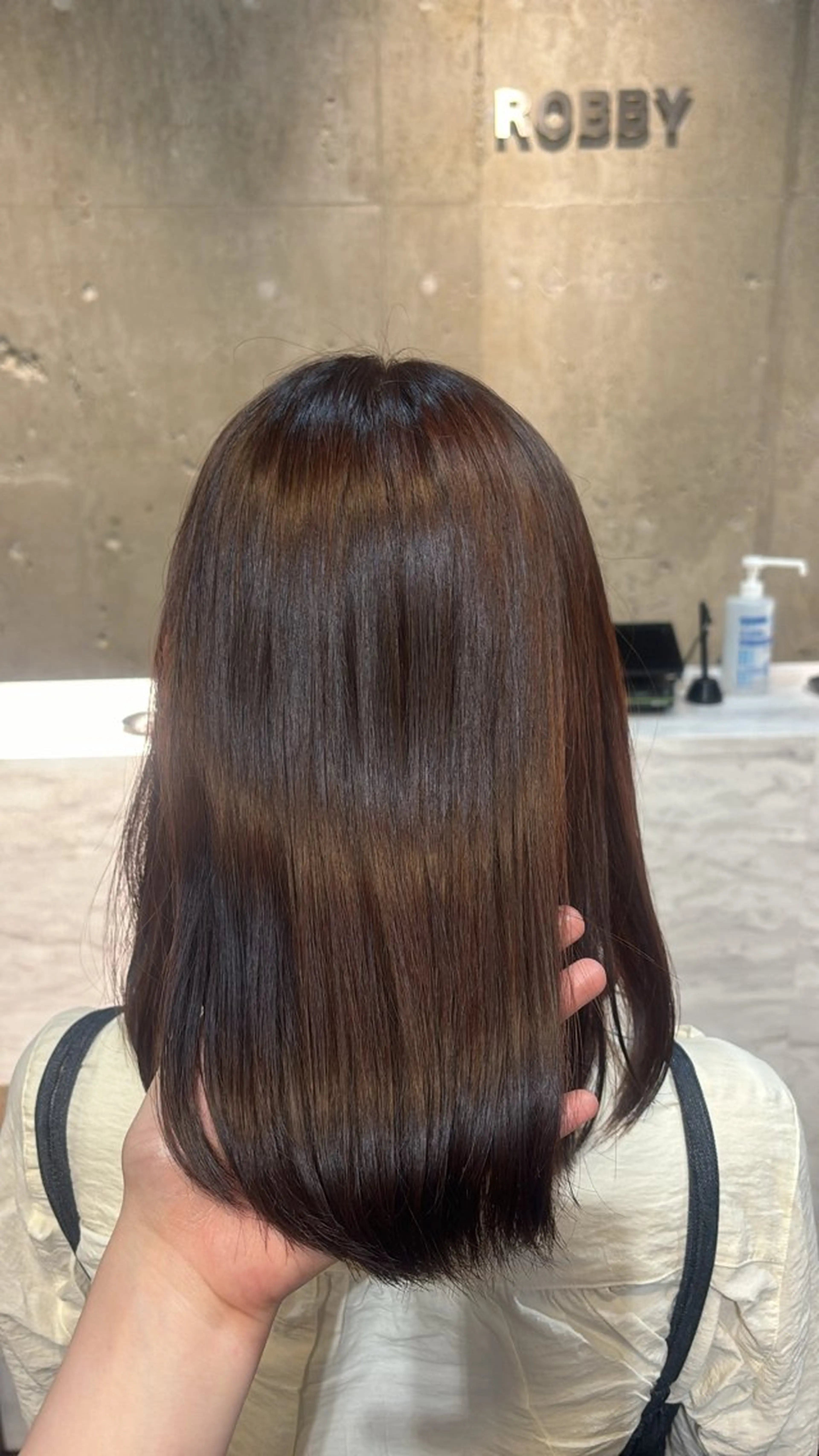 ミディアム カラー ブラウンカラー レッドカラー レッドブラウン パーマ、ストレート 🫧ちひろ🫧のヘアスタイル