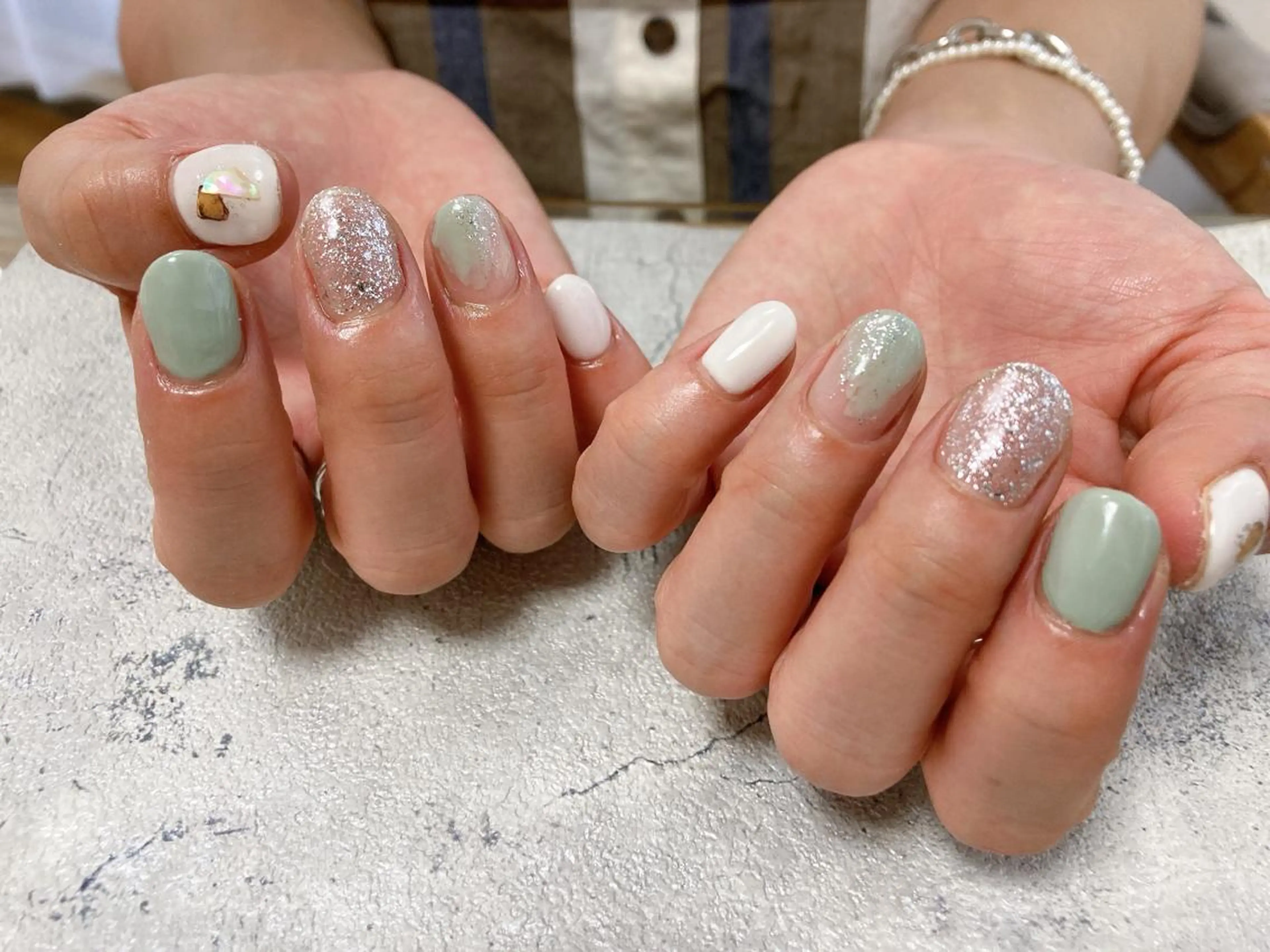 ネイル ハンドネイル Mogu nail 二子玉川のネイルデザイン