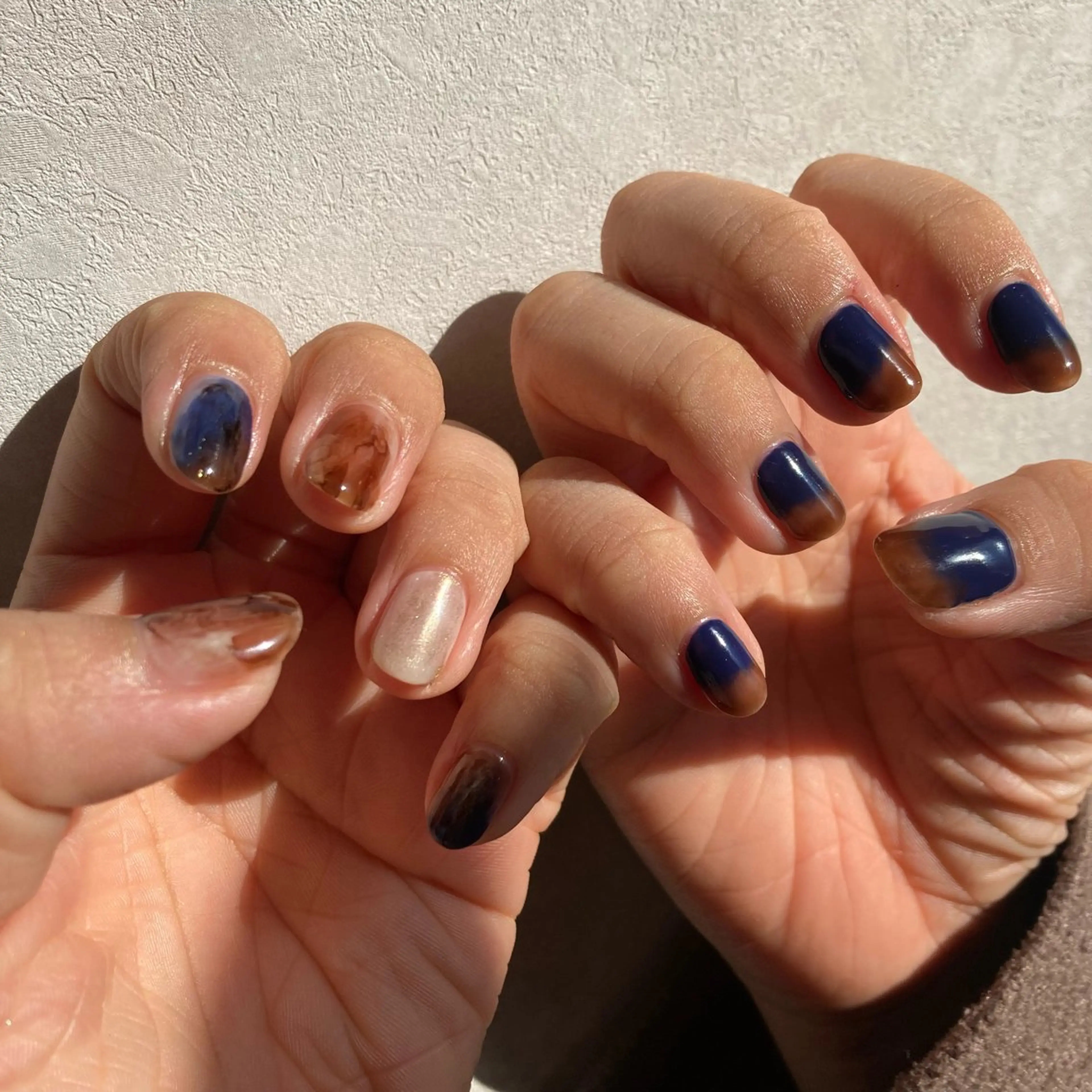 ネイル ハンドネイル shio ♡ 1月予約受付中のネイルデザイン