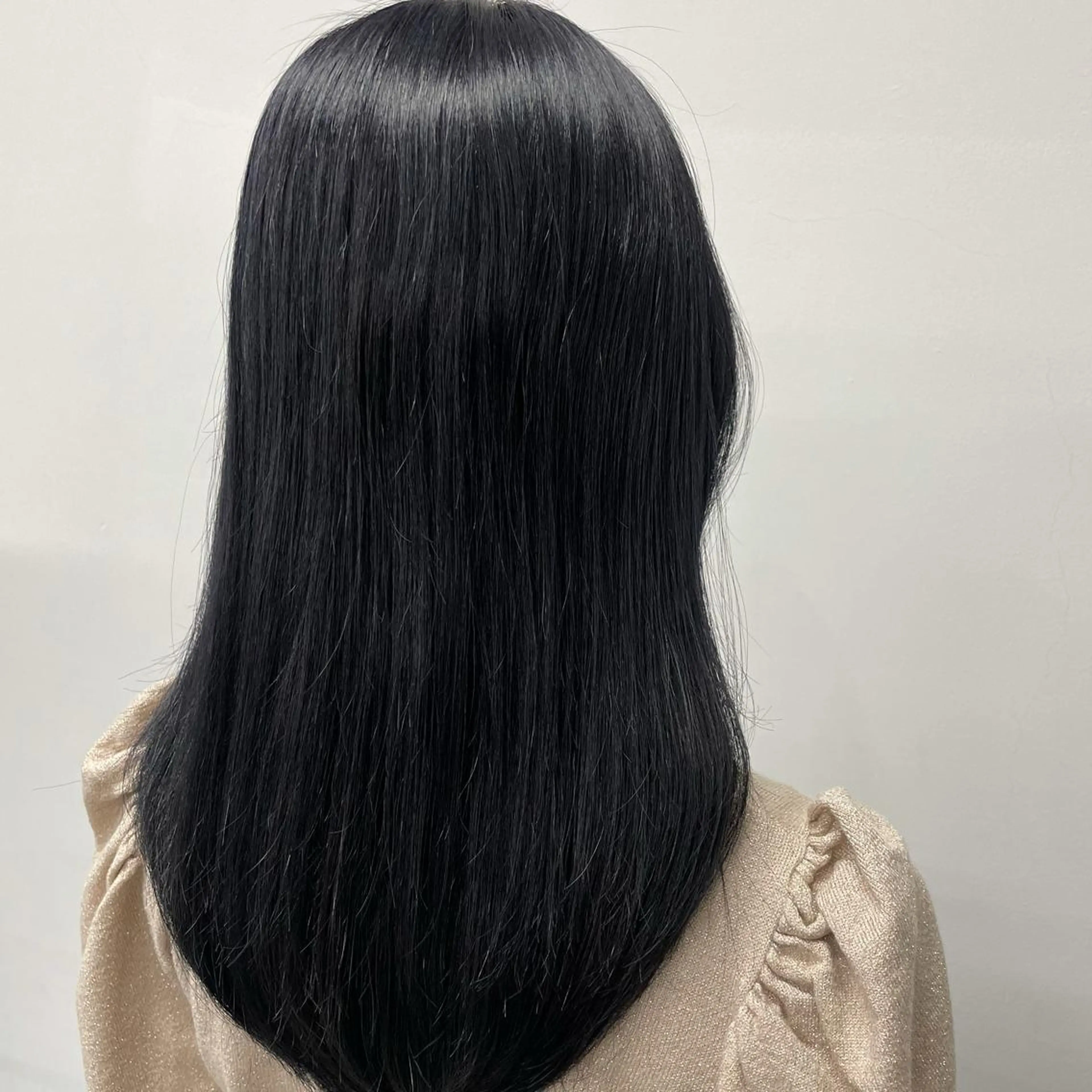 ミディアム 髪質改善 Ella所属・nana【艶髪】/ レイヤー/縮毛矯正のヘアスタイル