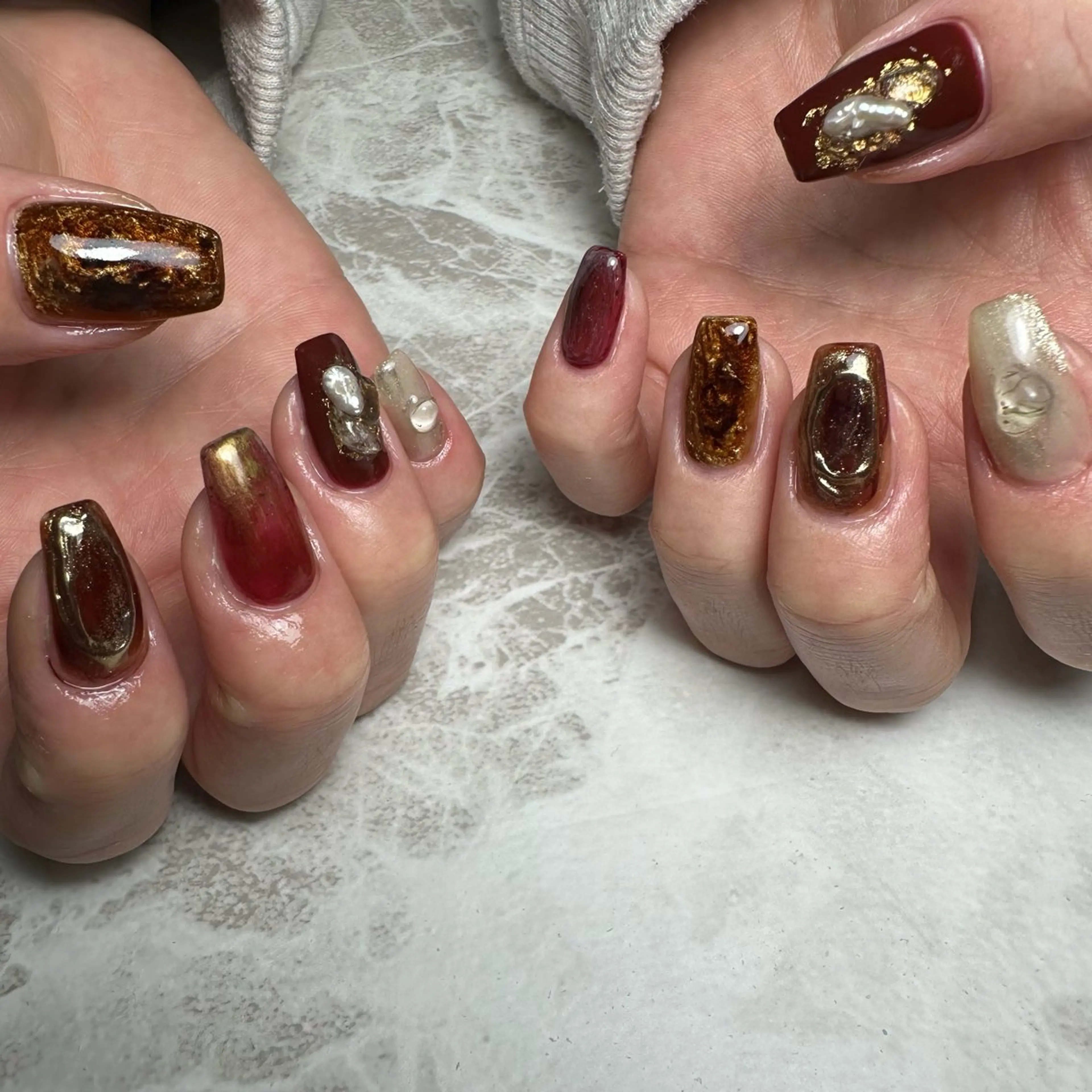 ネイル ハンドネイル repos~ルポ~所属・里見 麗のネイルデザイン