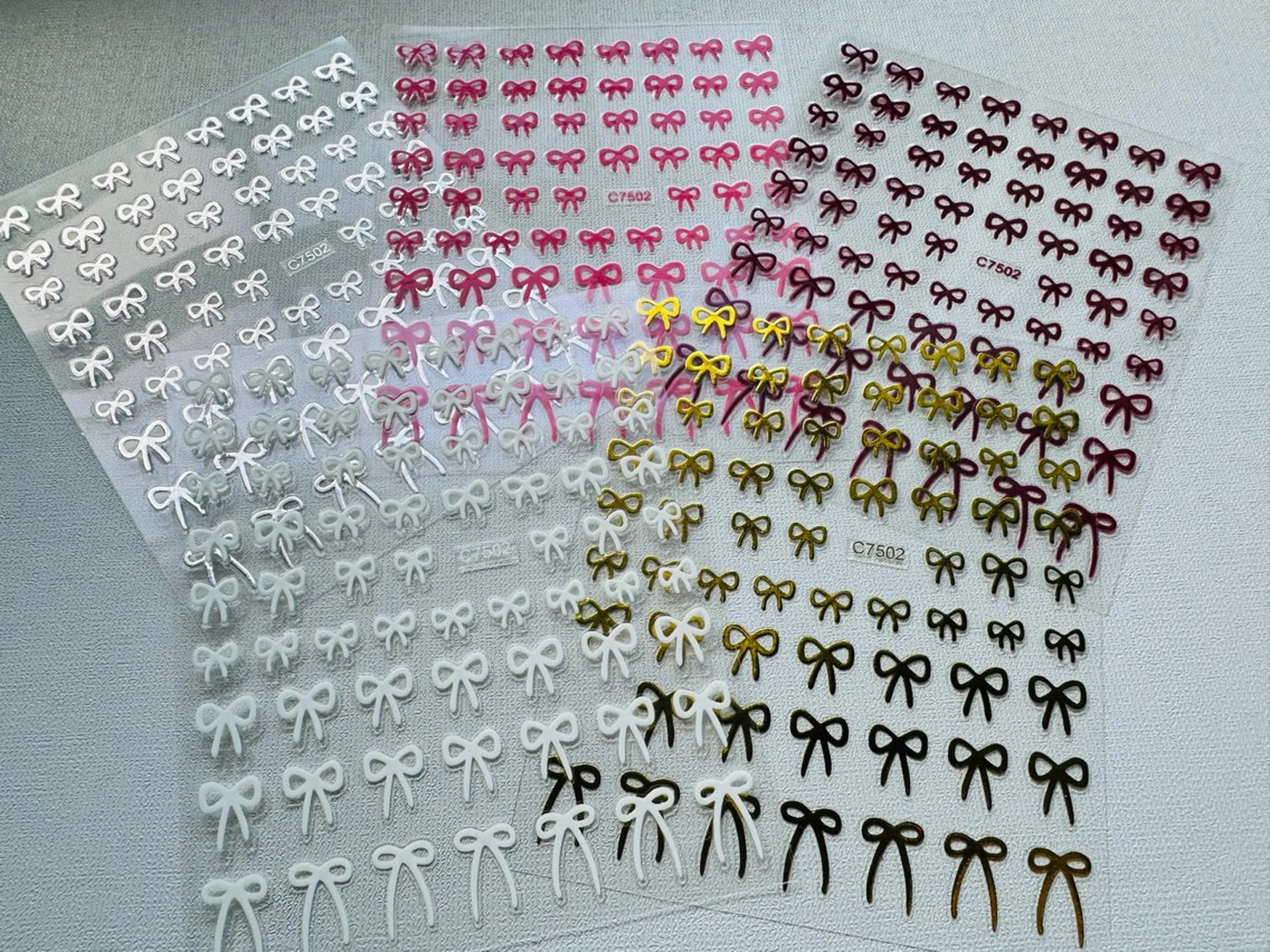 ネイル ジェルネイル ゴールド ピンク 赤色 リボン M Hのその他イメージ