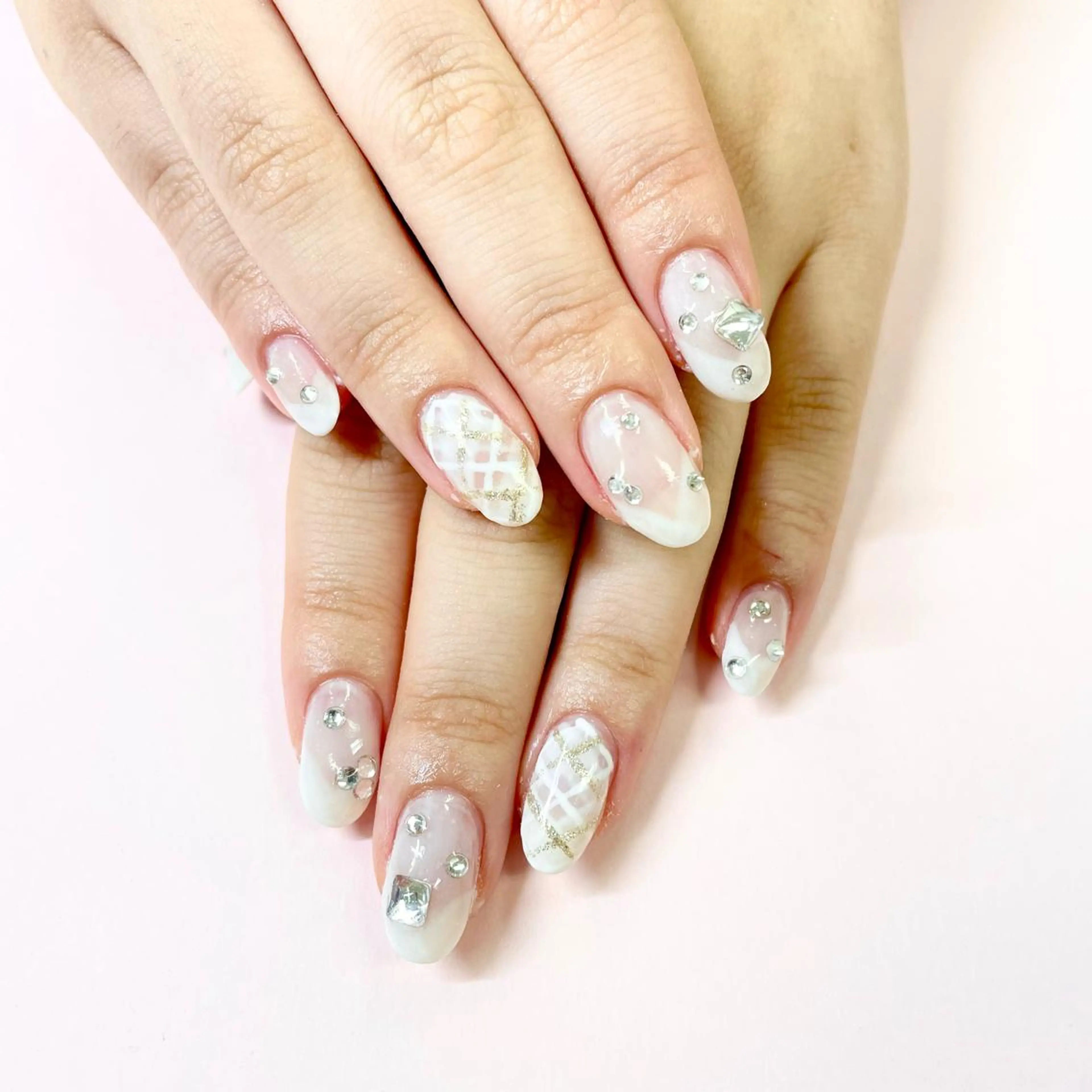 ネイル ハンドネイル 大阪福島 韓国まつげ Sayaka🤍🐩のマツエク・マツパデザイン