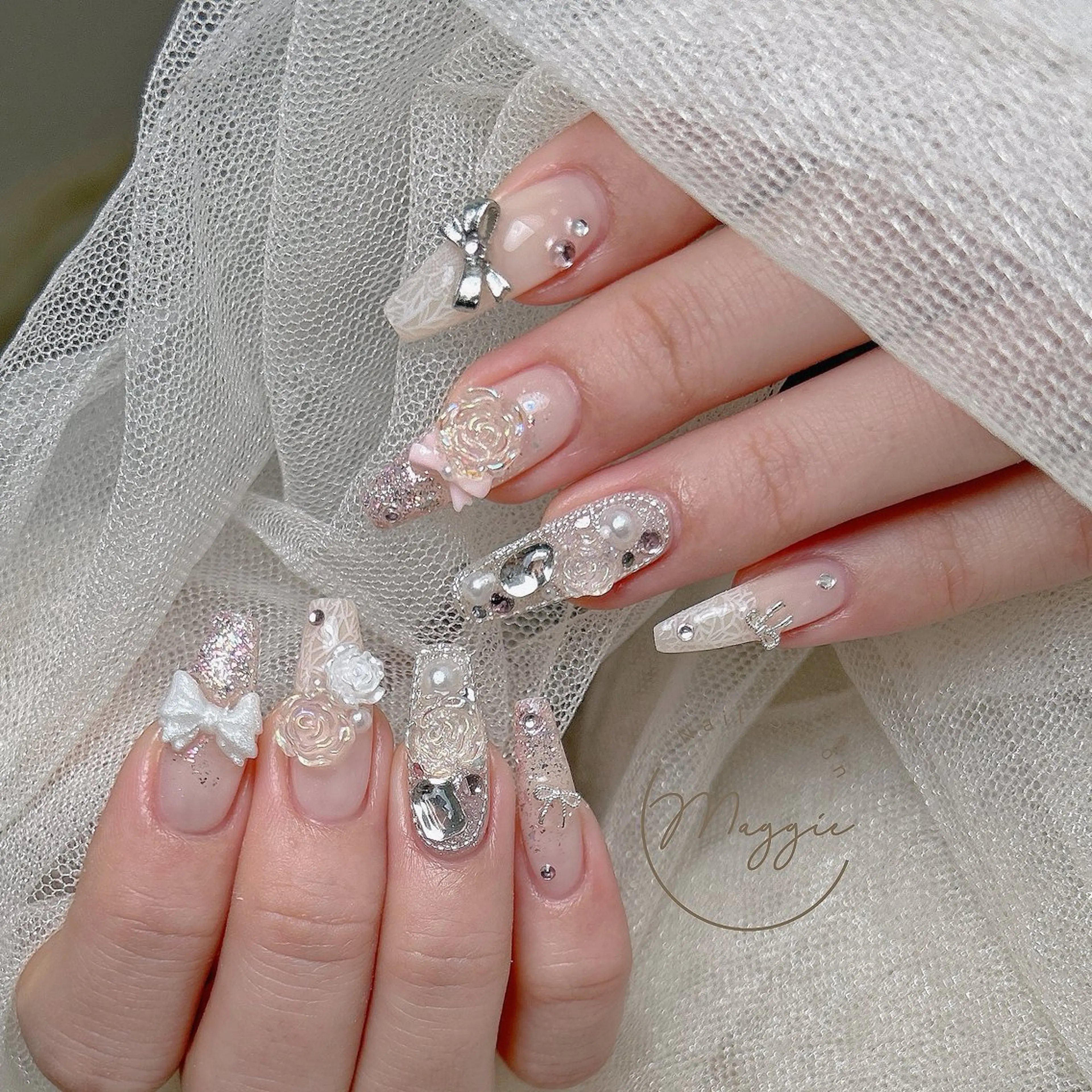 ネイル Maggie Nail🦩のネイルデザイン