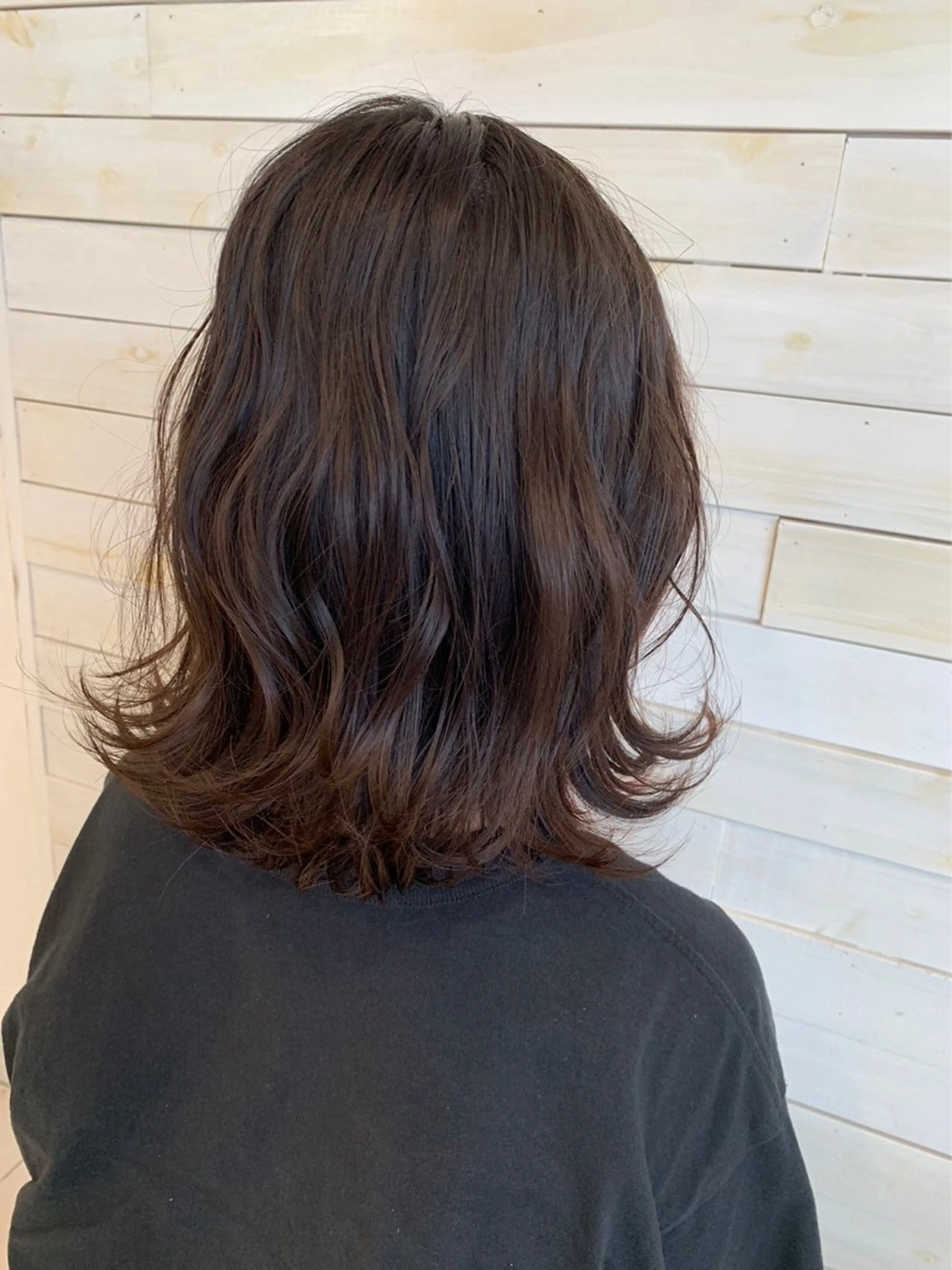 ミディアム 透明感color吉田 沙羅のヘアスタイル