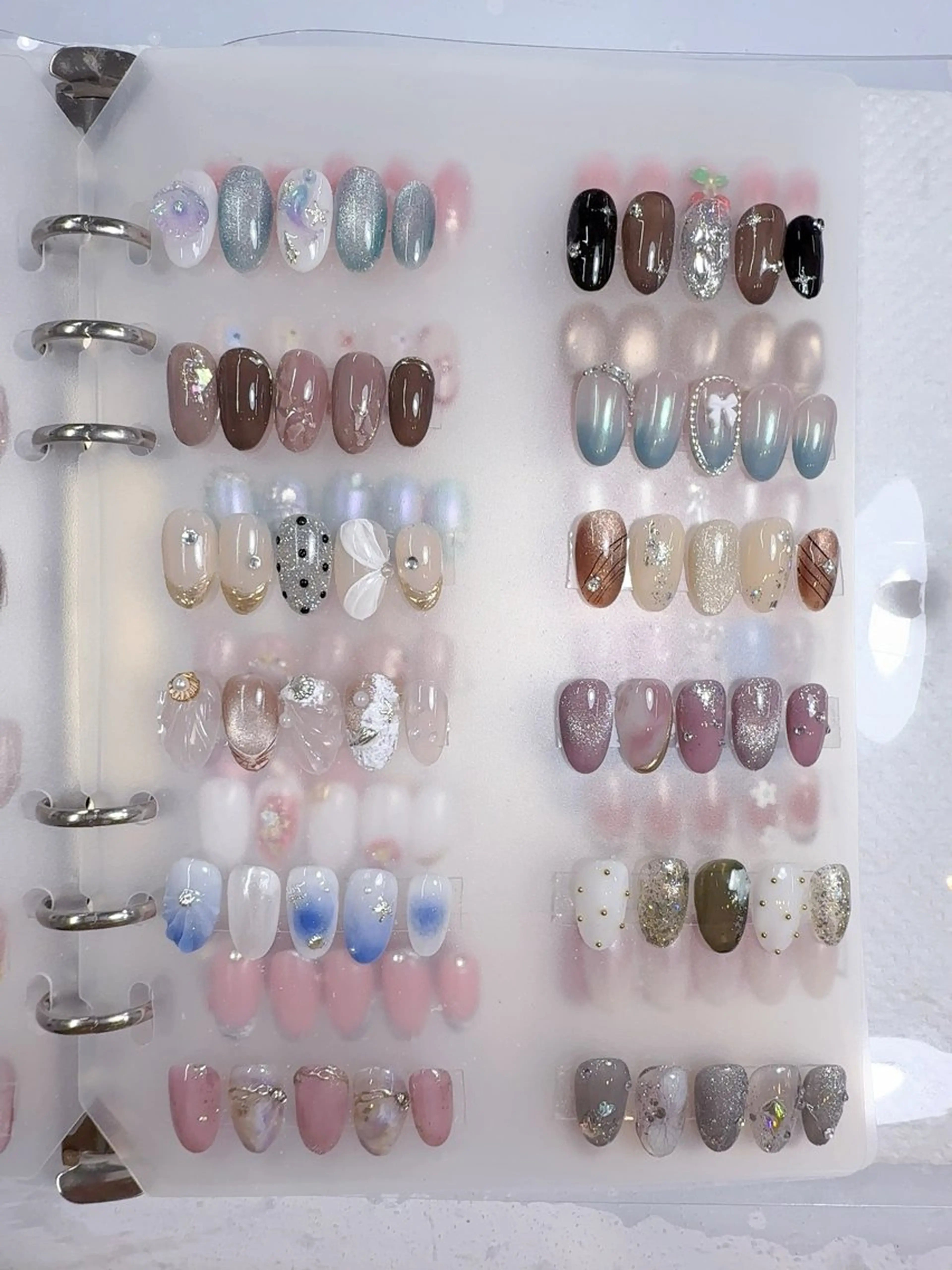 ネイル ハンドネイル トウイ チャンのネイルデザイン