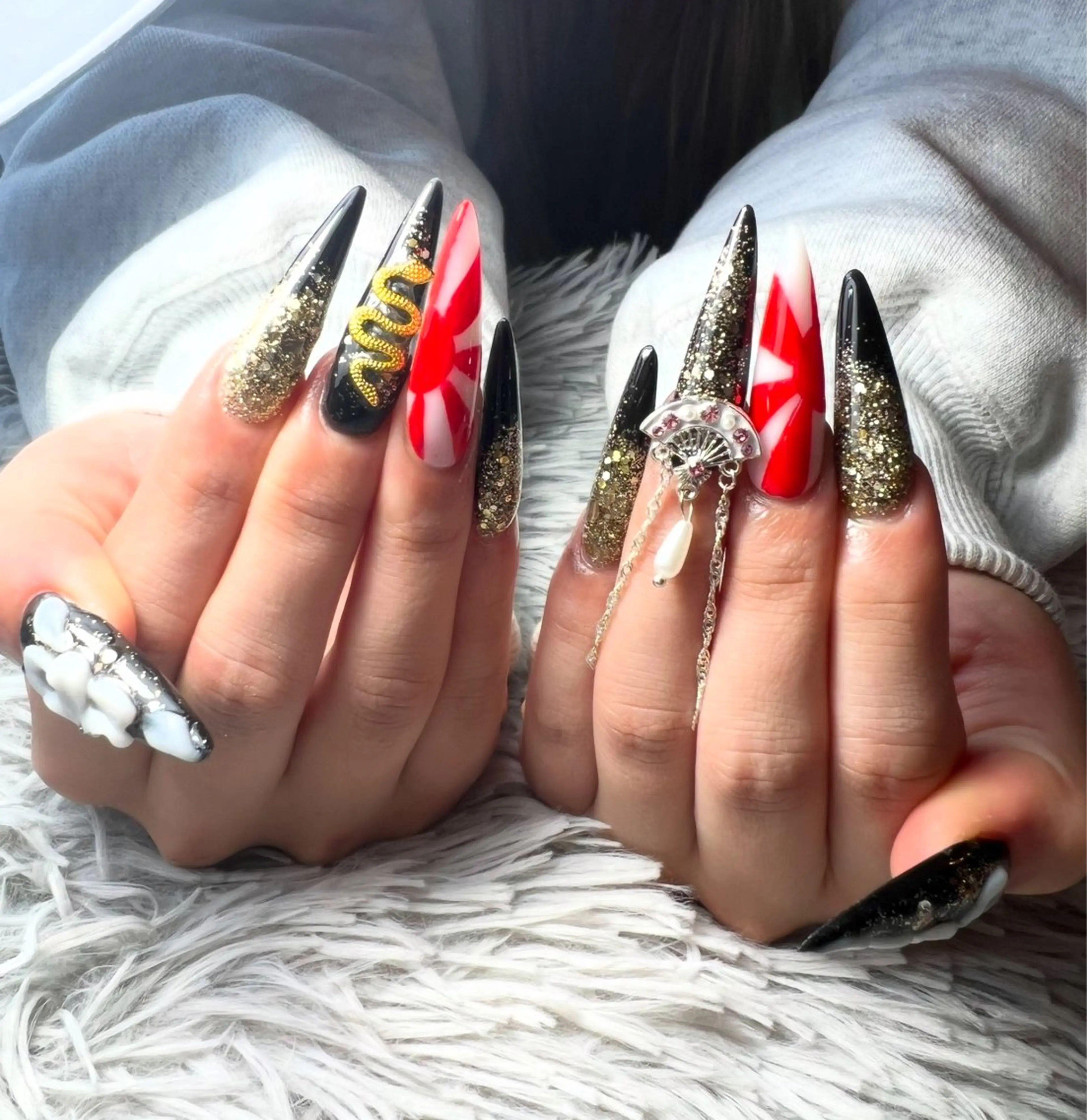 ネイル 成人式 スカルプネイル ハンドネイル シェヌネイル JURAのネイルデザイン