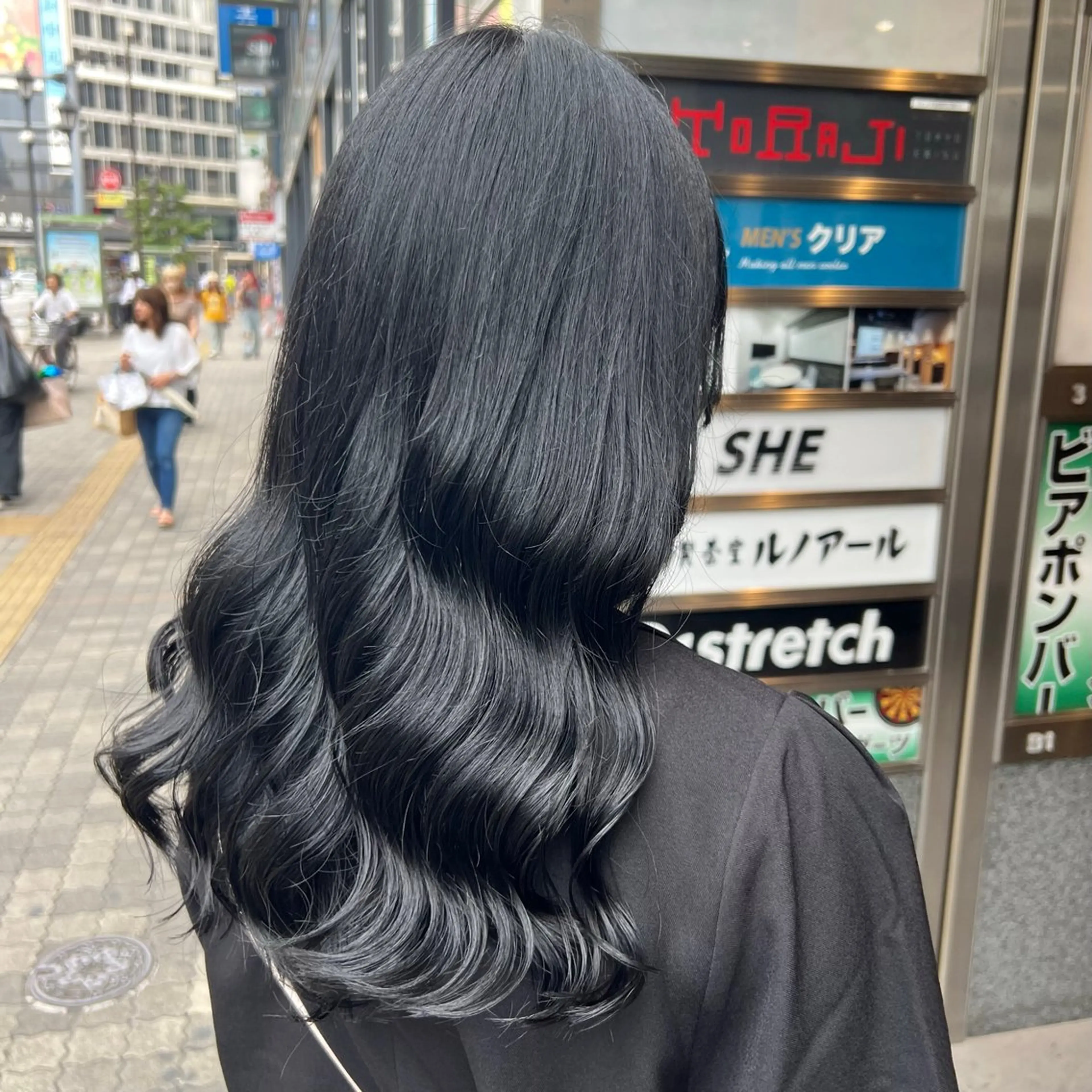 ロング カラー 透け上品ハイトーン 職人ゆうと🤍のヘアスタイル