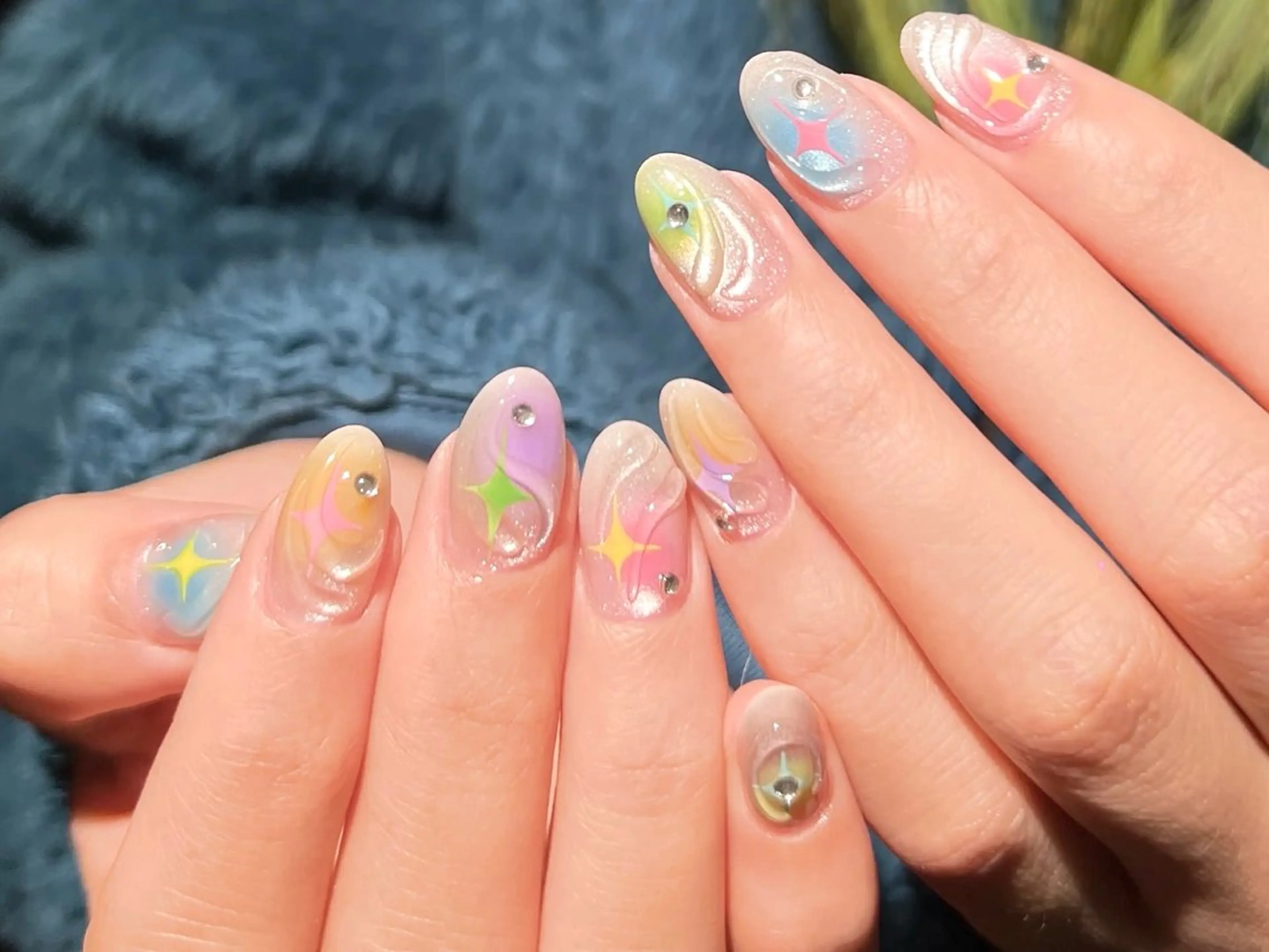 ネイル アートネイル オーロラネイル クリアネイル ラメ(グリッター) ラメグラデーション DarkHoney 池袋店のネイルデザイン