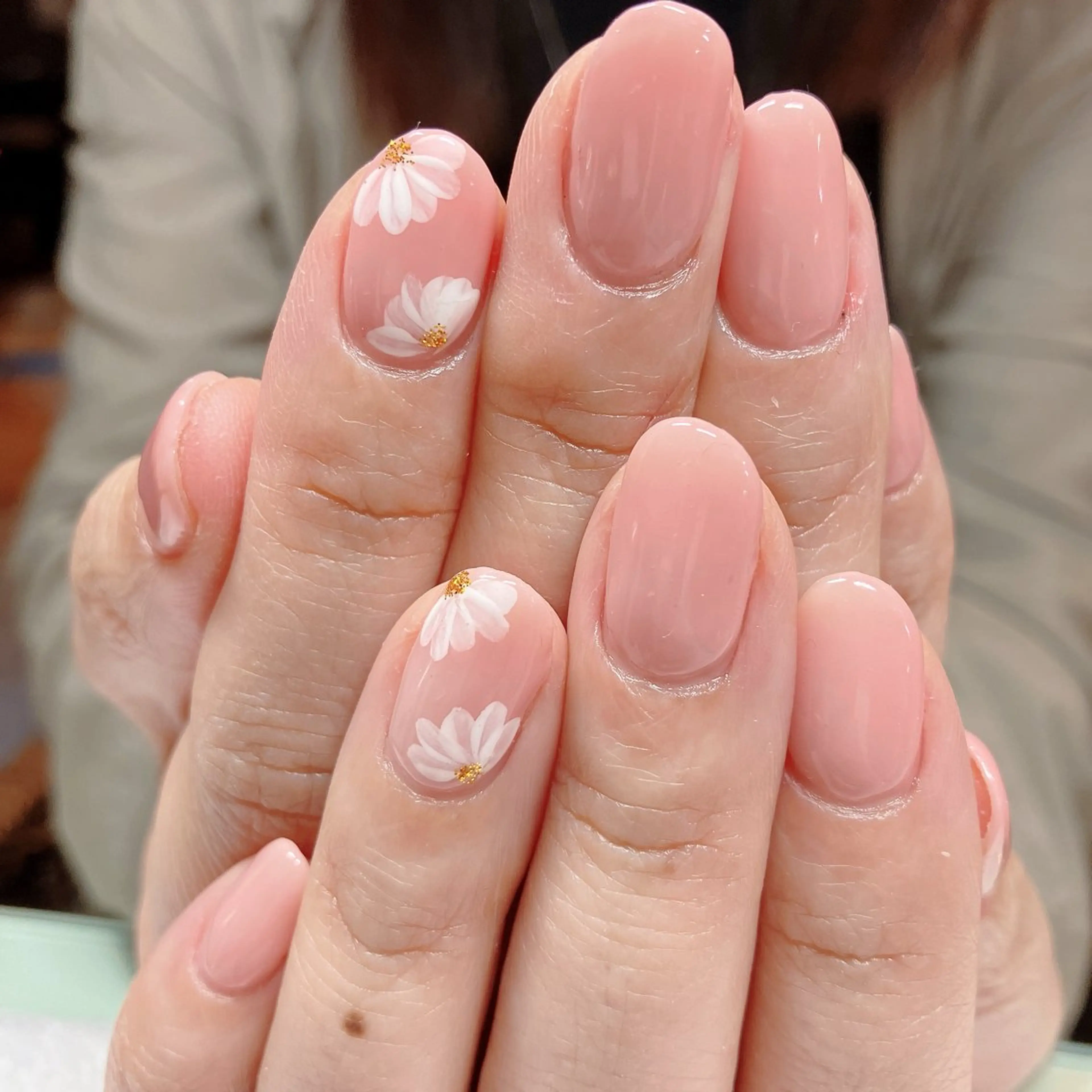 ネイル 綱島 佳恵のネイルデザイン