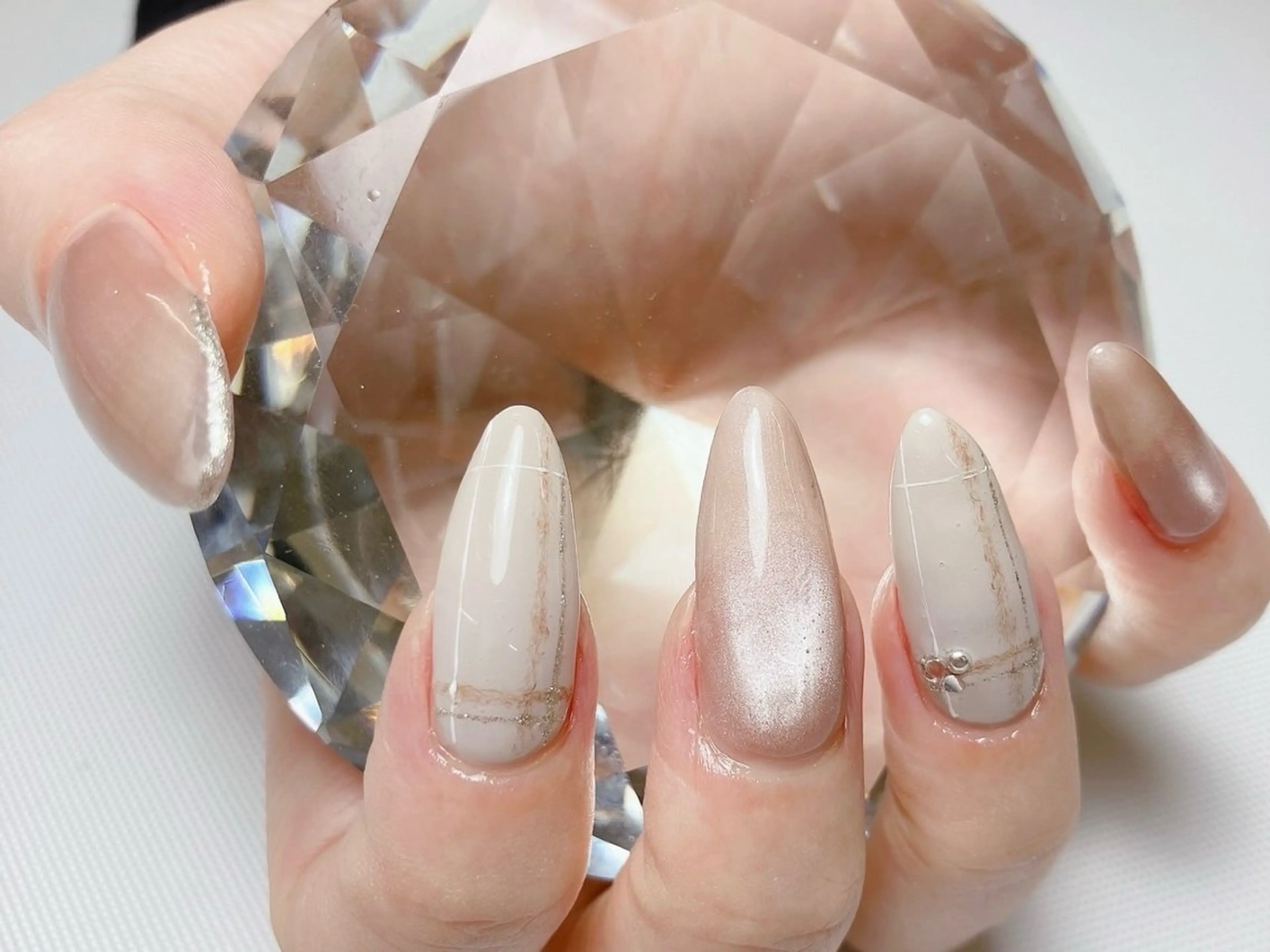 ネイル ハンドネイル 丸山 春花のネイルデザイン