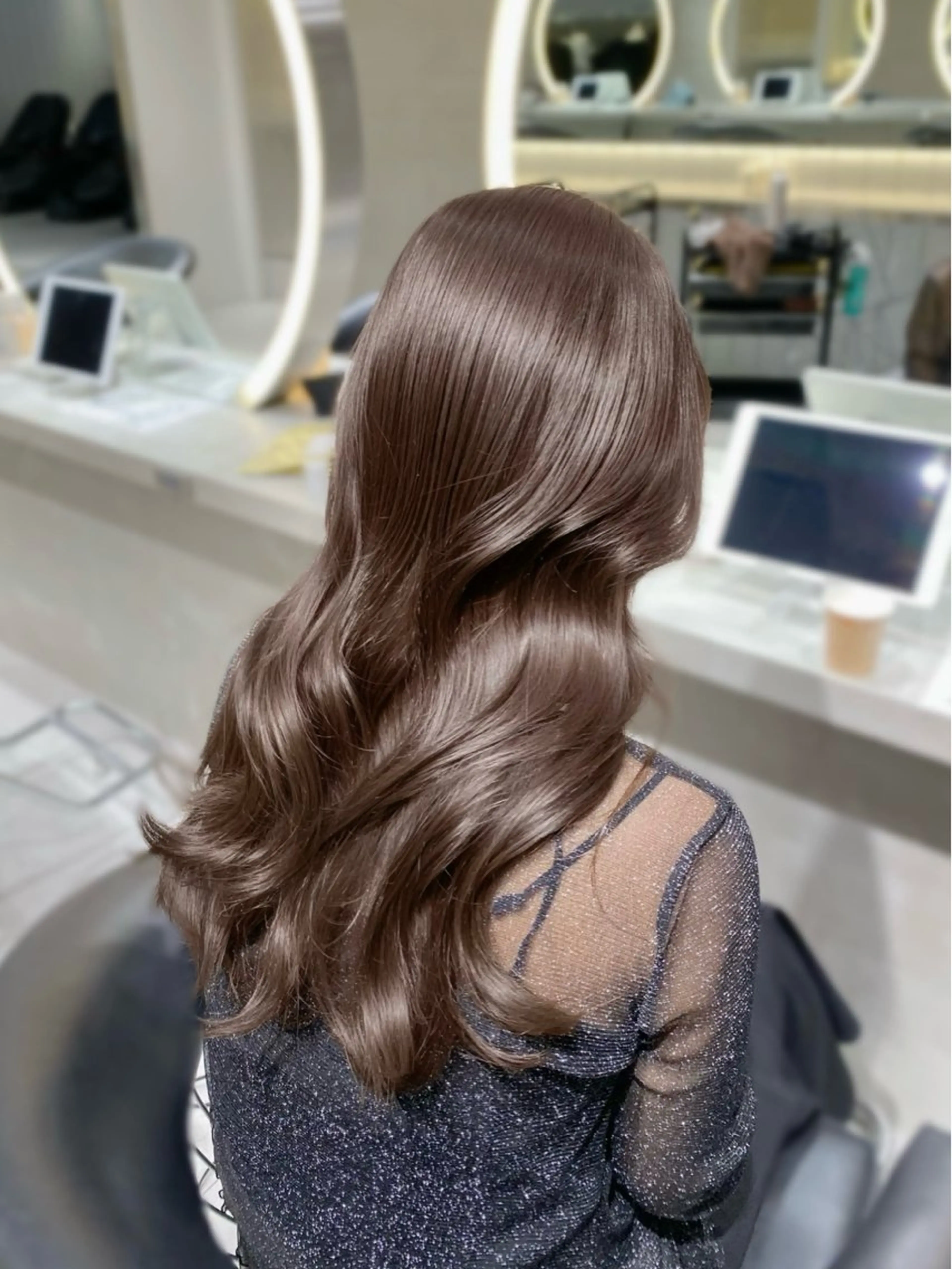 カラー ブリーチ ダブルカラー ブリーチなしカラー ヘアカラー トリートメント ユナ / lond uluのヘアスタイル