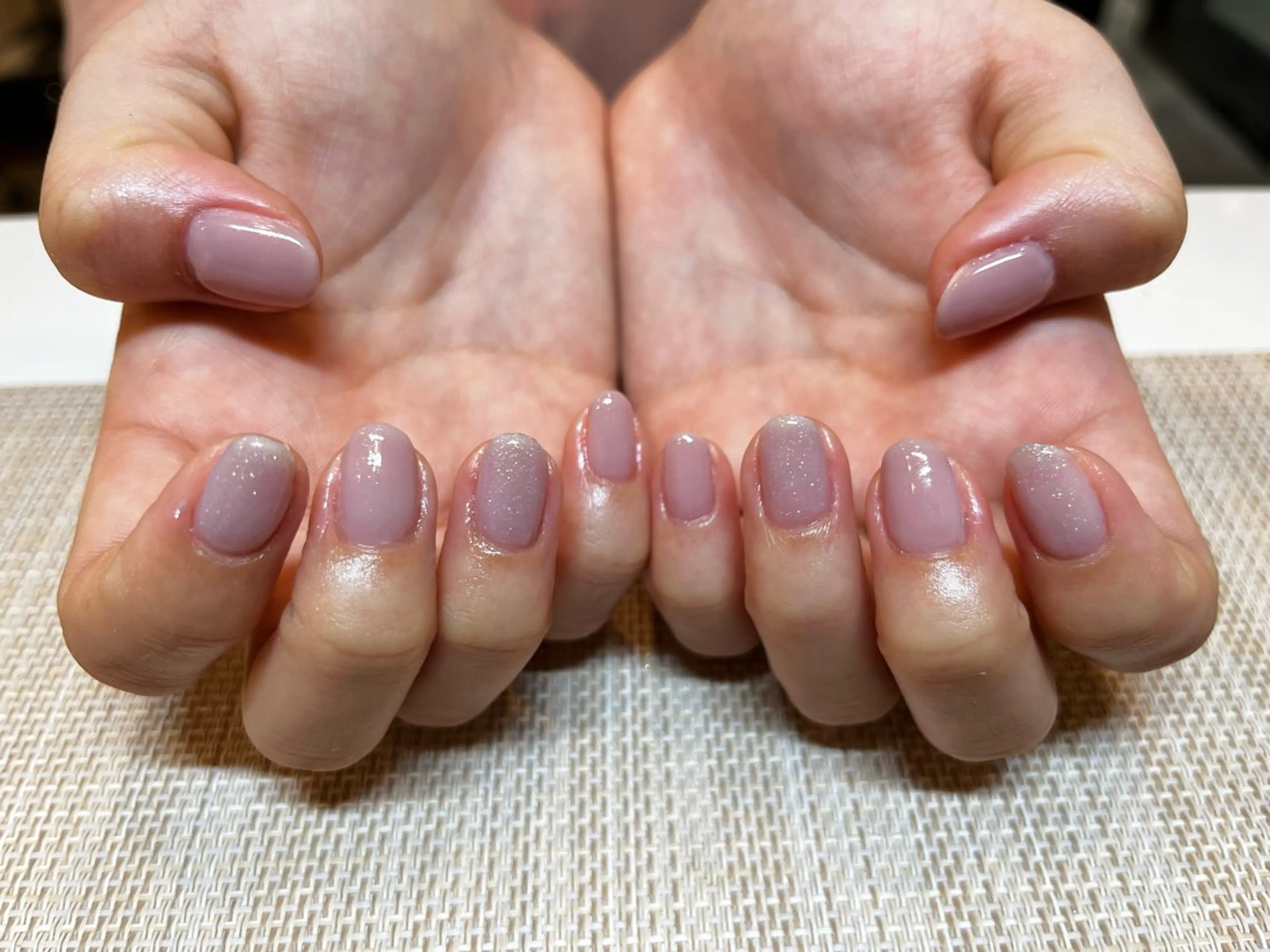 ネイル ラメ(グリッター) ワンカラーネイル パープル シンプルネイル 夏ネイル プライベートサロン N's Nailのネイルデザイン