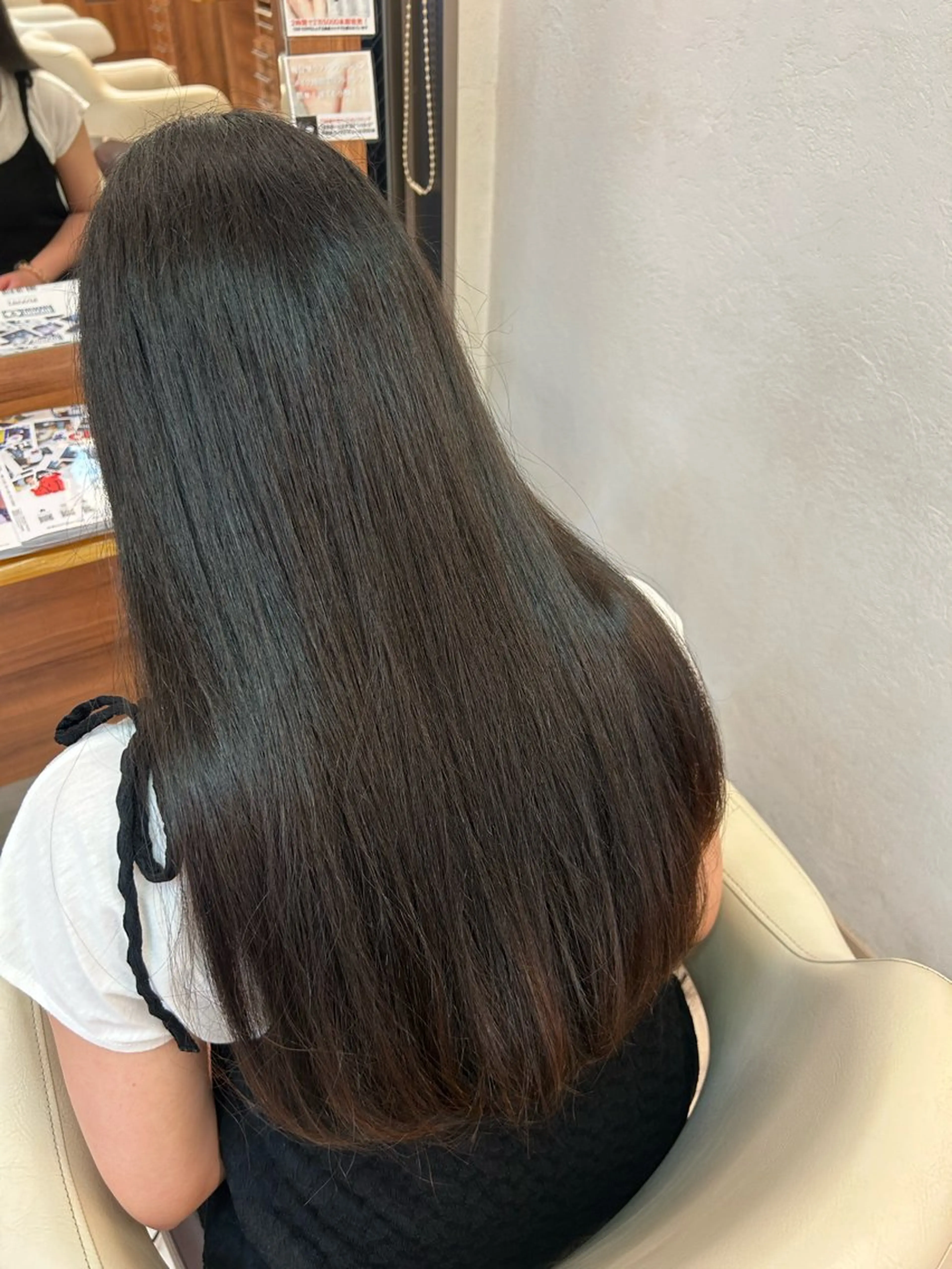 ロング 三瓶 公子のヘアスタイル