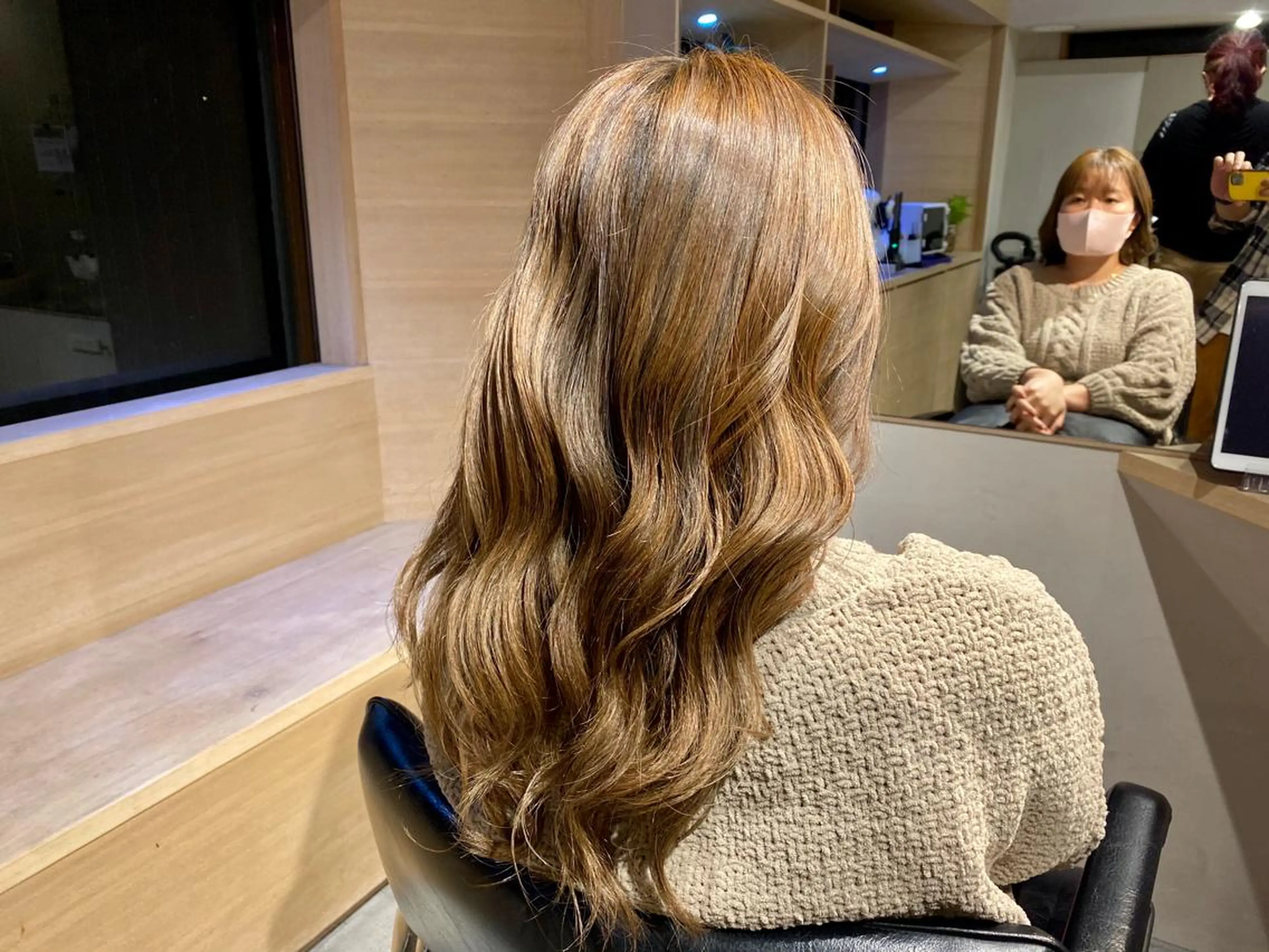 セミロング カット ヘアカラー トリートメント 近野 浩隆のヘアスタイル