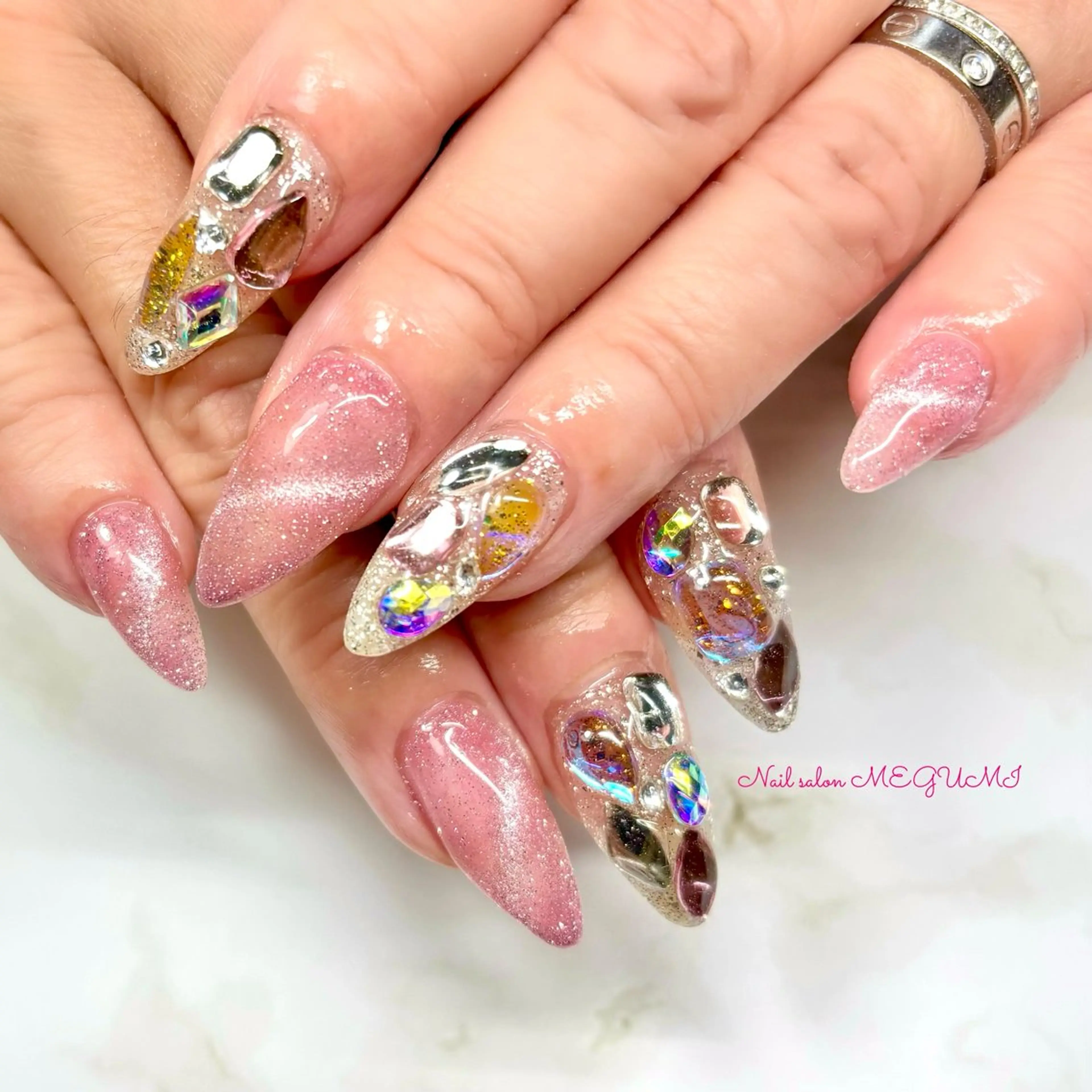 ネイル Nail salon MEGUMIのネイルデザイン