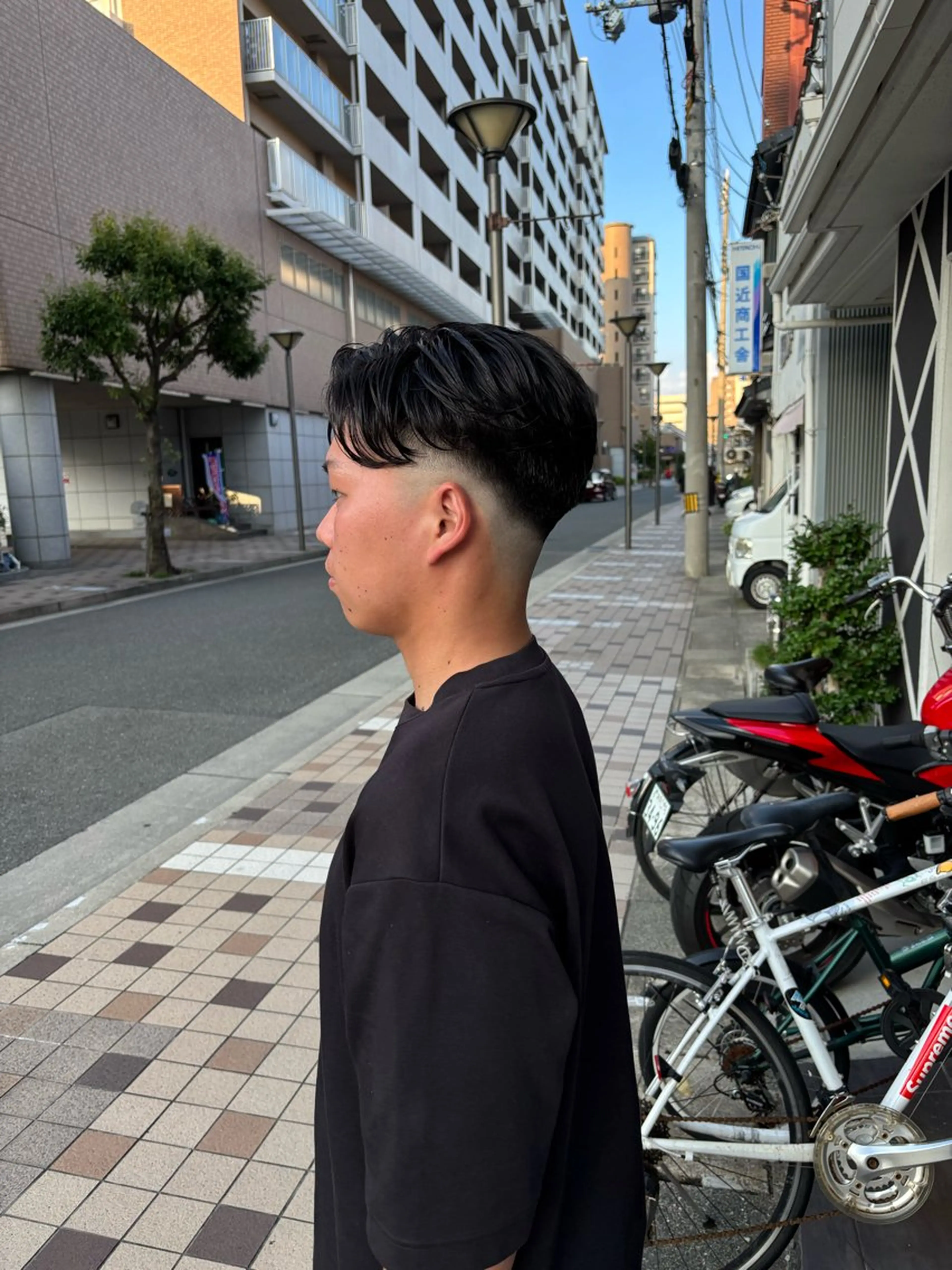 パーマ メンズ カット パーマ 川端 隼平のヘアスタイル