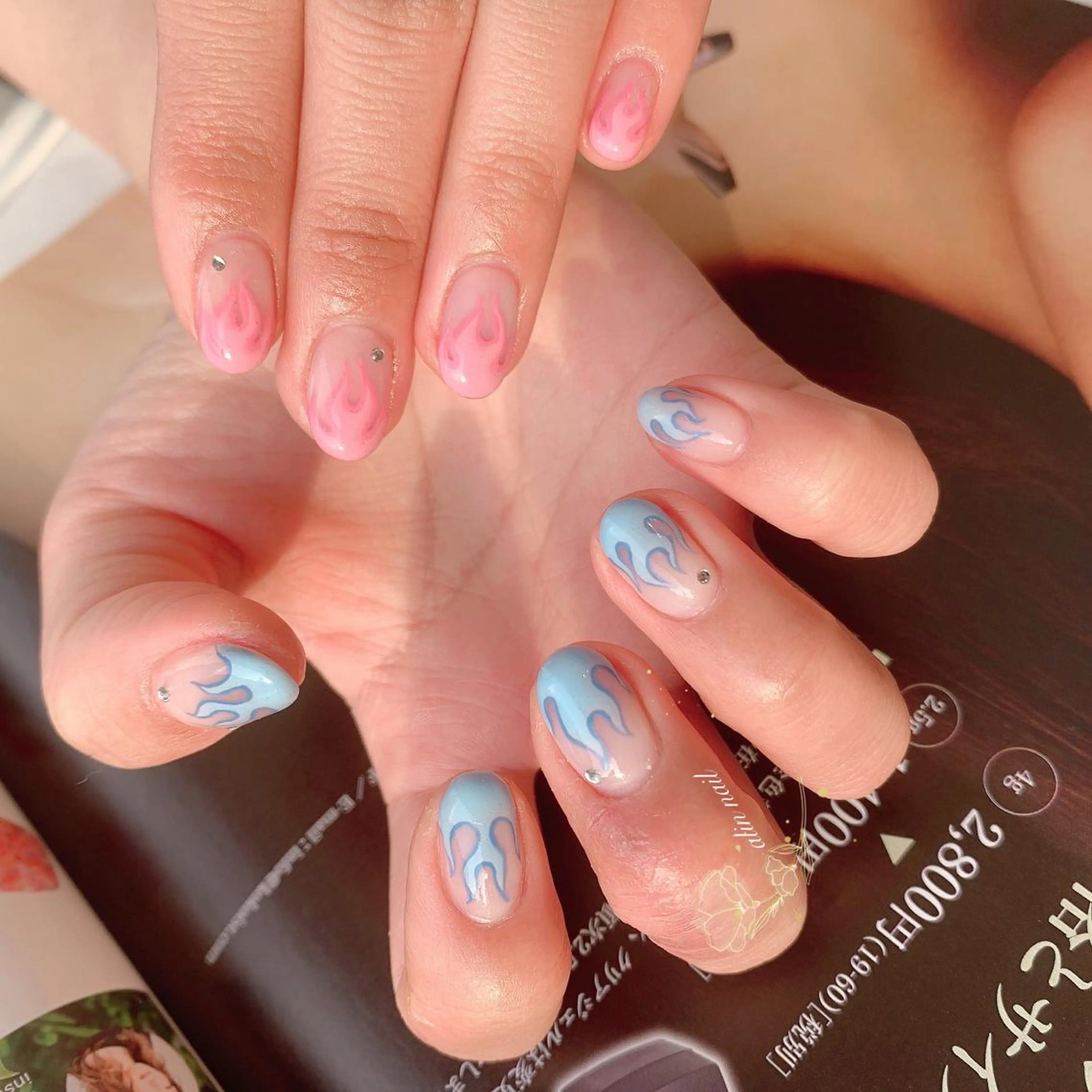 ネイル ネイルサロン 9Carats神田のネイルデザイン