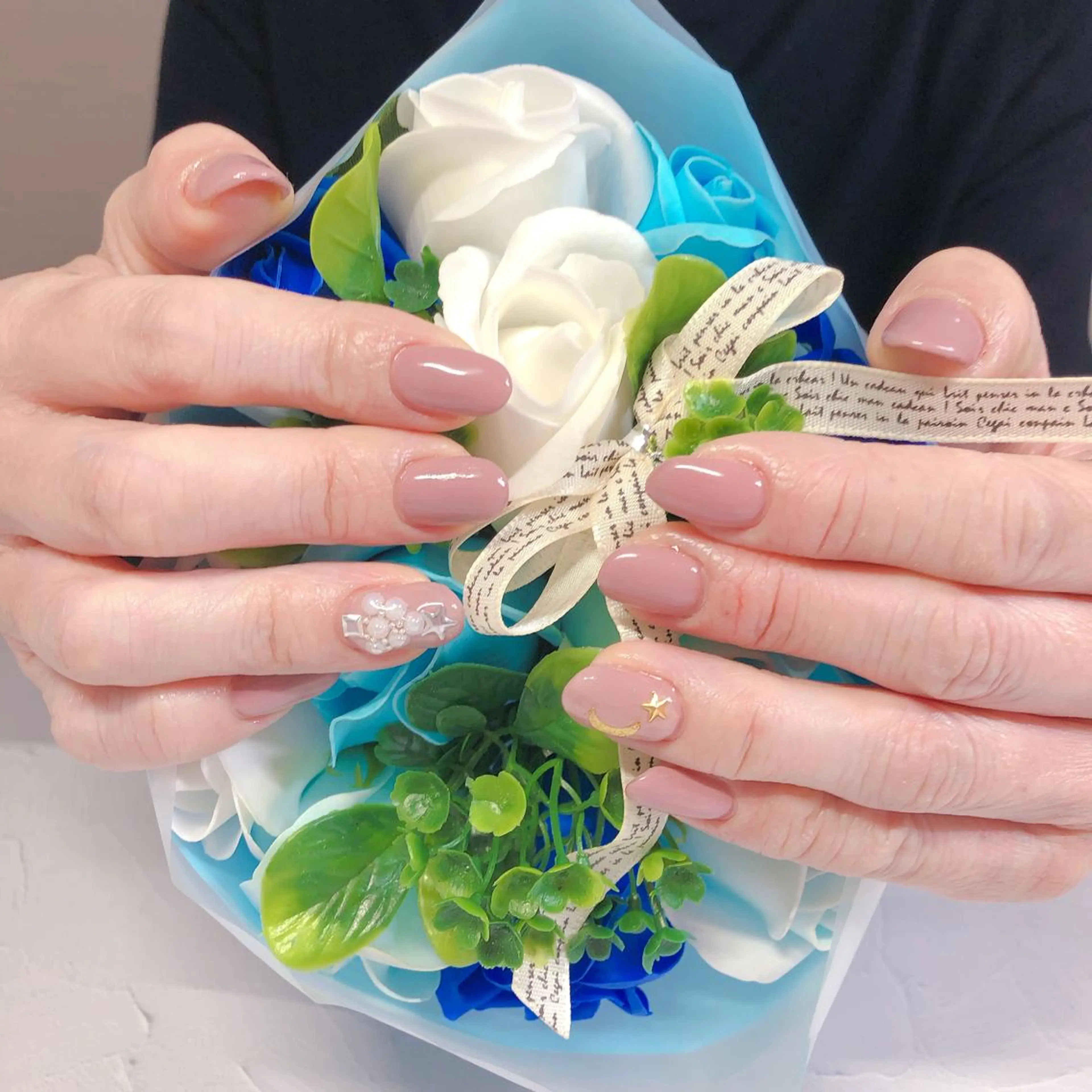 ネイル ワンカラーネイル 冬ネイル クリスマス 奥園 良恵のネイルデザイン