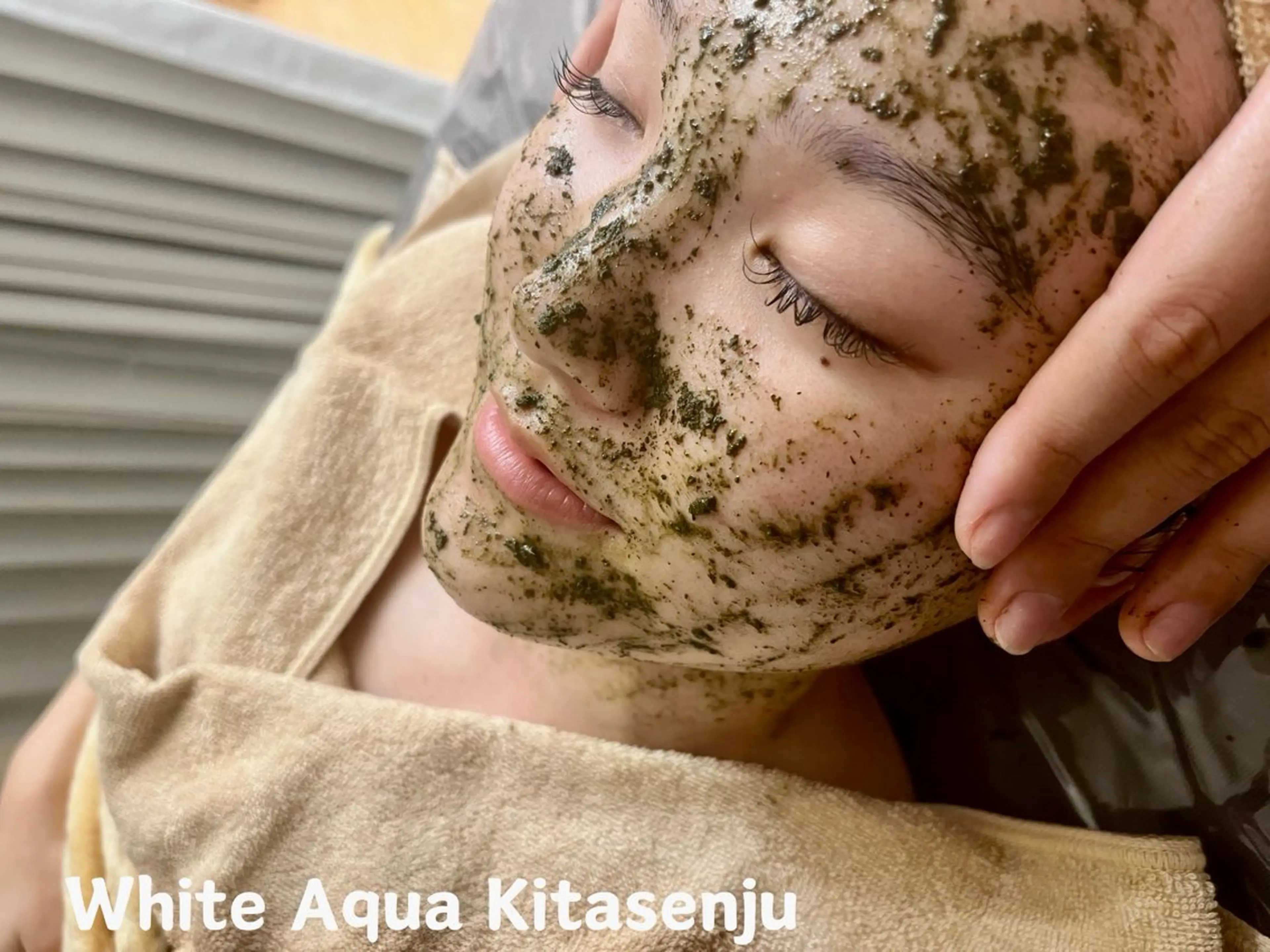 REVIハーブピーリング8回券🌿 VCFエクストラリキッド毎回プレゼント初回クレンジング＆洗顔プレゼント🎁の写真