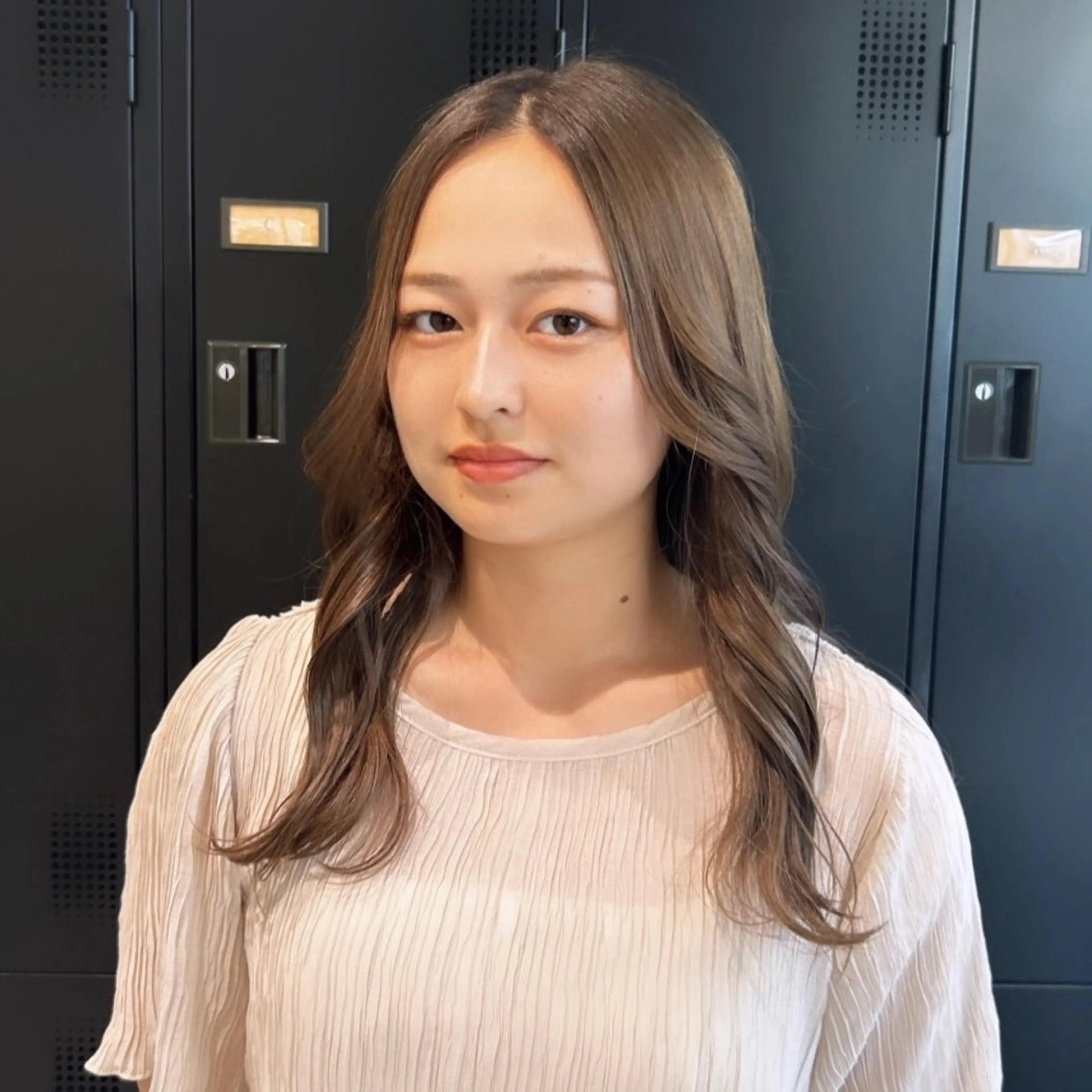 ロング カラー 透明感カラー ダブルカラー グレージュ デザインカラー 🥨HAZUKiのヘアスタイル