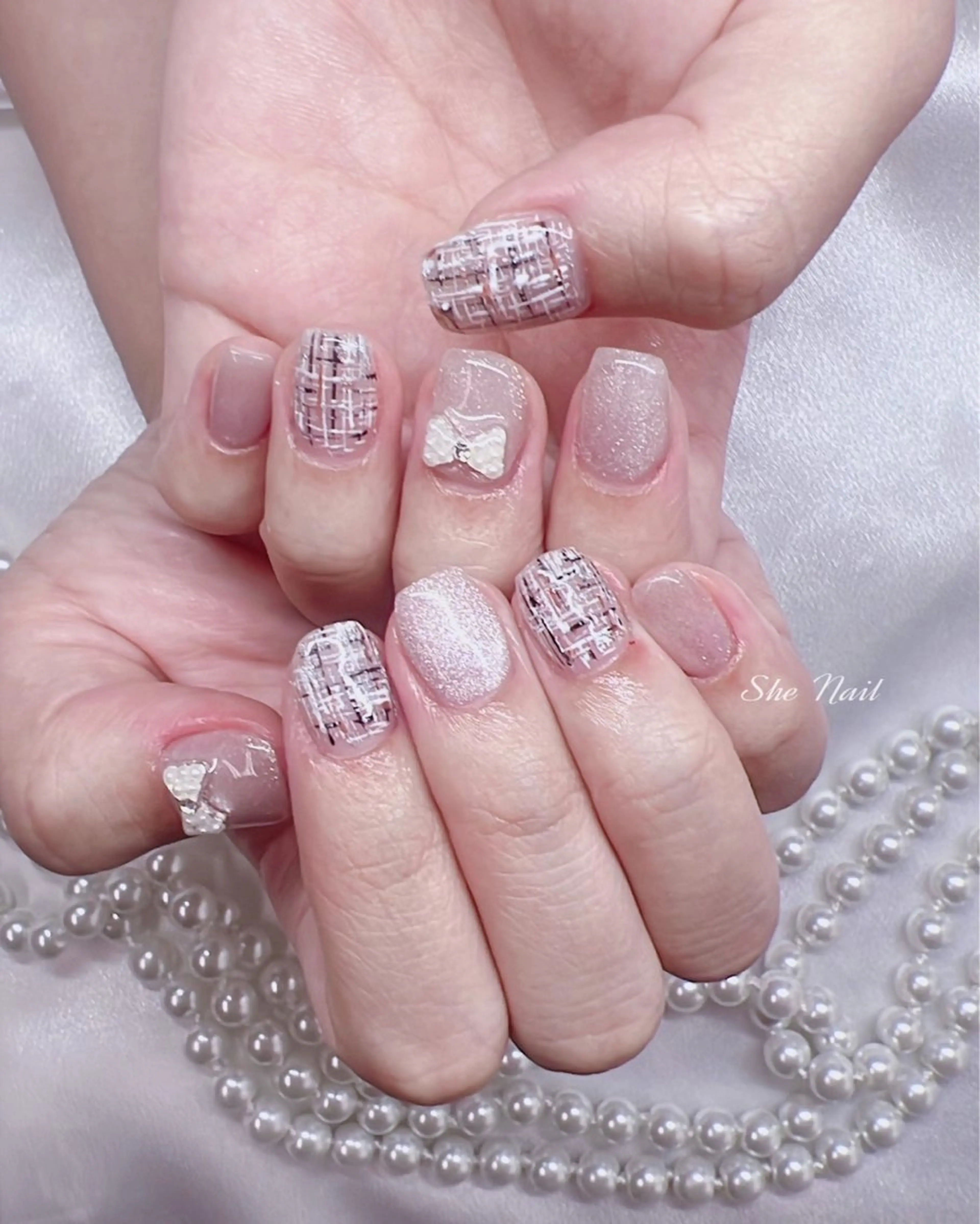 ネイル チークネイル 長さ出し フレンチネイル ハート キラキラネイル ハンドネイル She   Nail所属・ISA_ BELLAのネイルデザイン