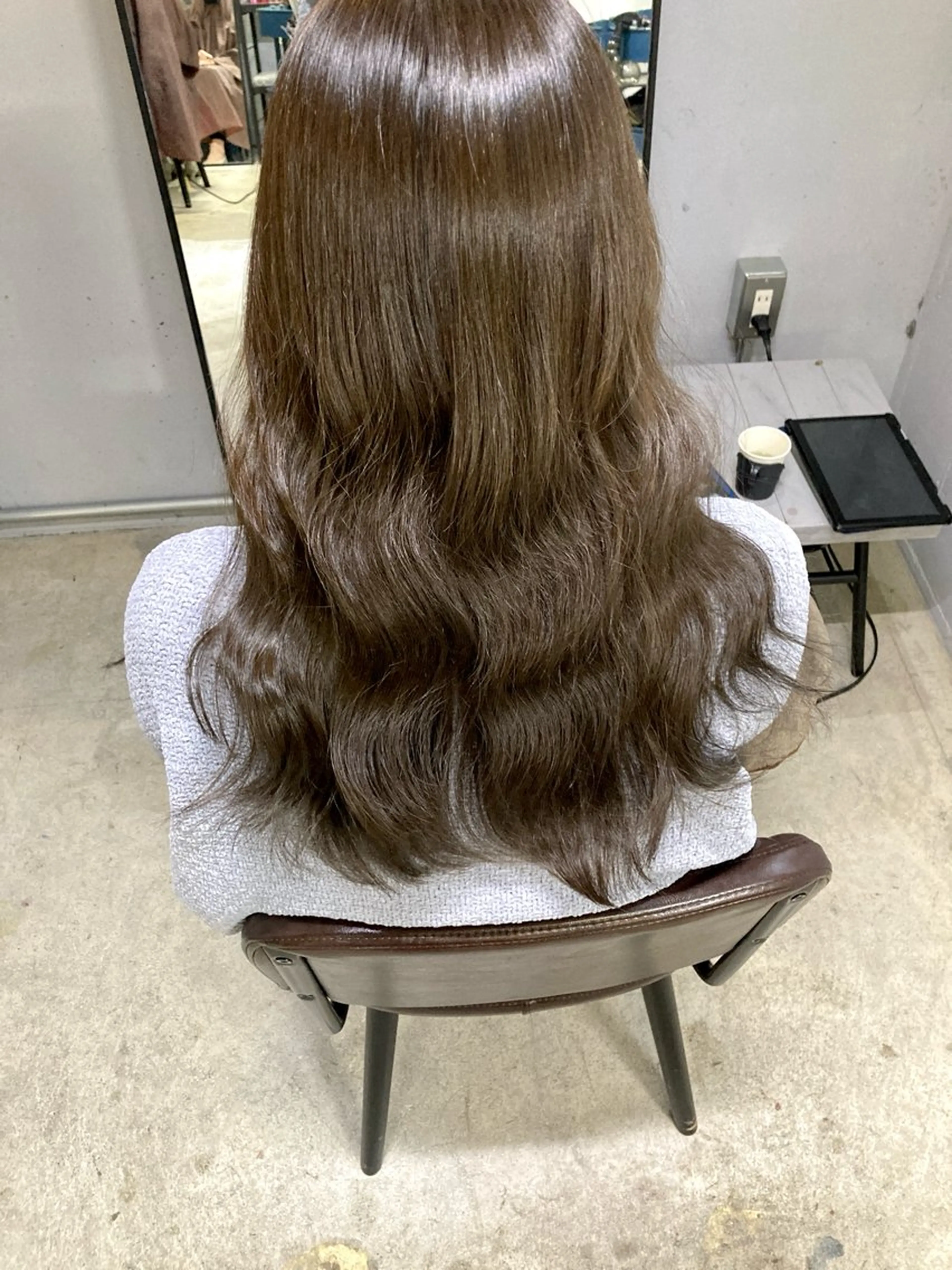 セミロング カット ヘアカラー トリートメント 新井 広樹のヘアスタイル