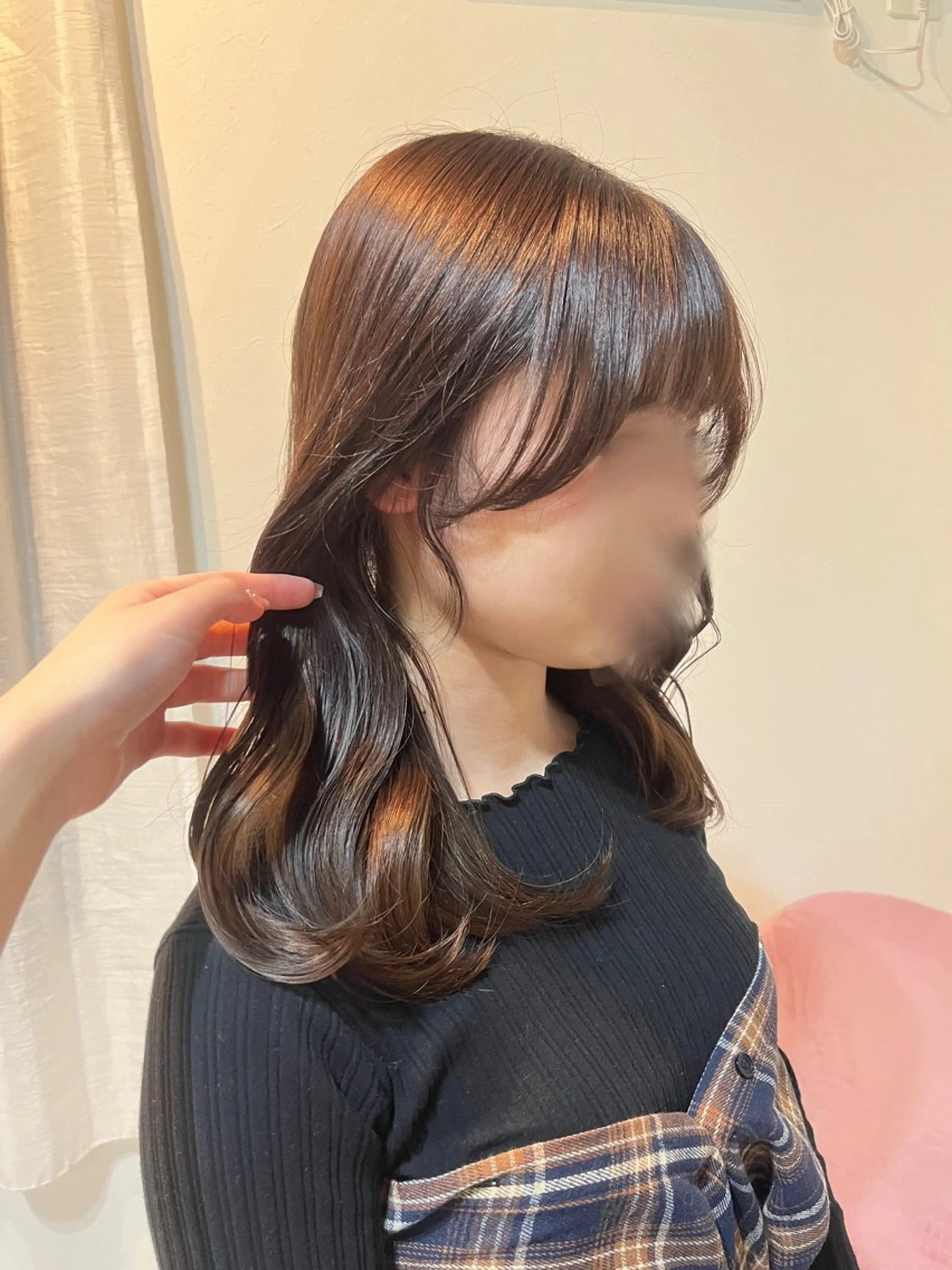 ミディアム カット ヘアカラー annuy aoiのヘアスタイル