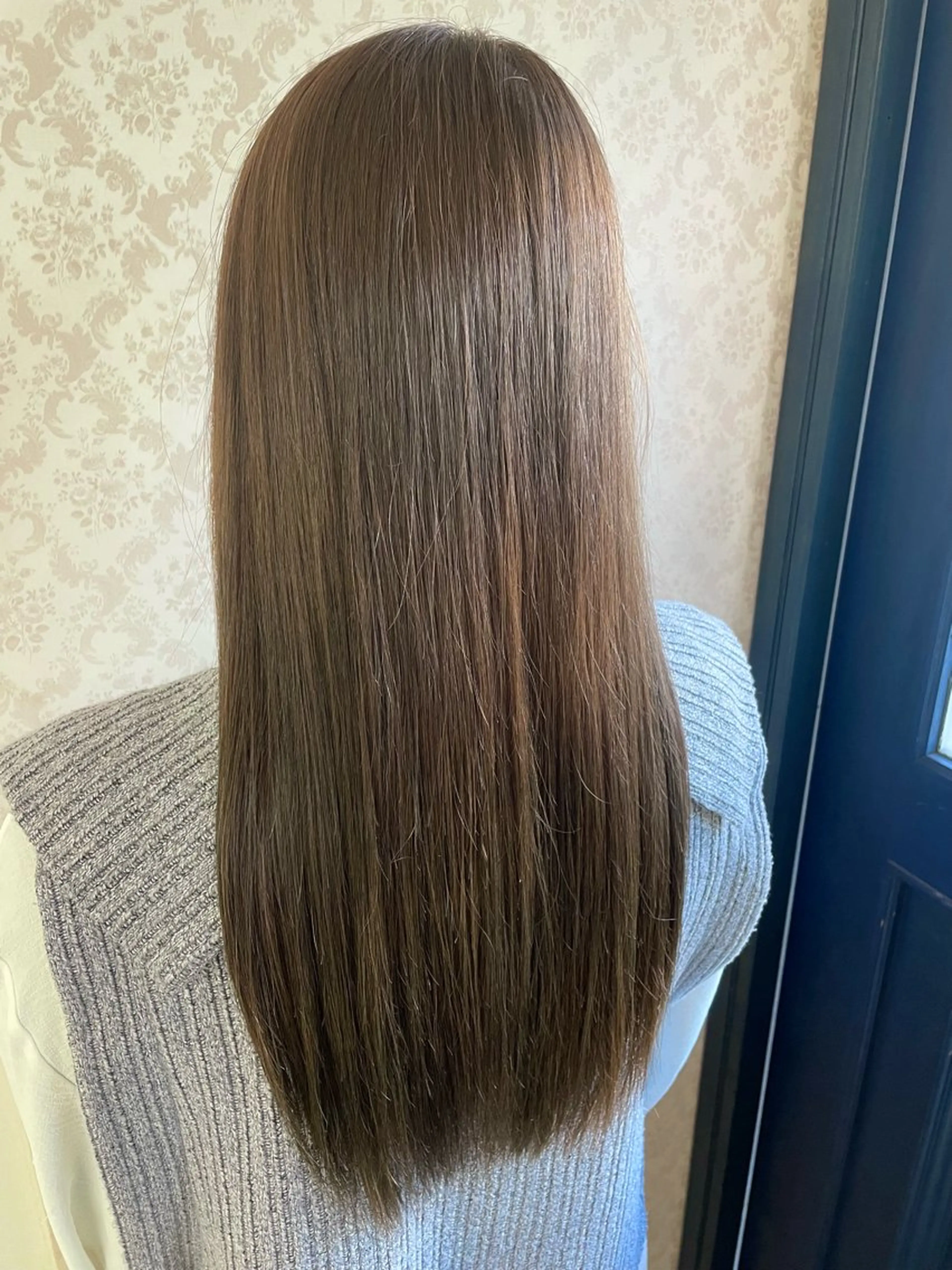 ロング ヒヨシ ルナのヘアスタイル