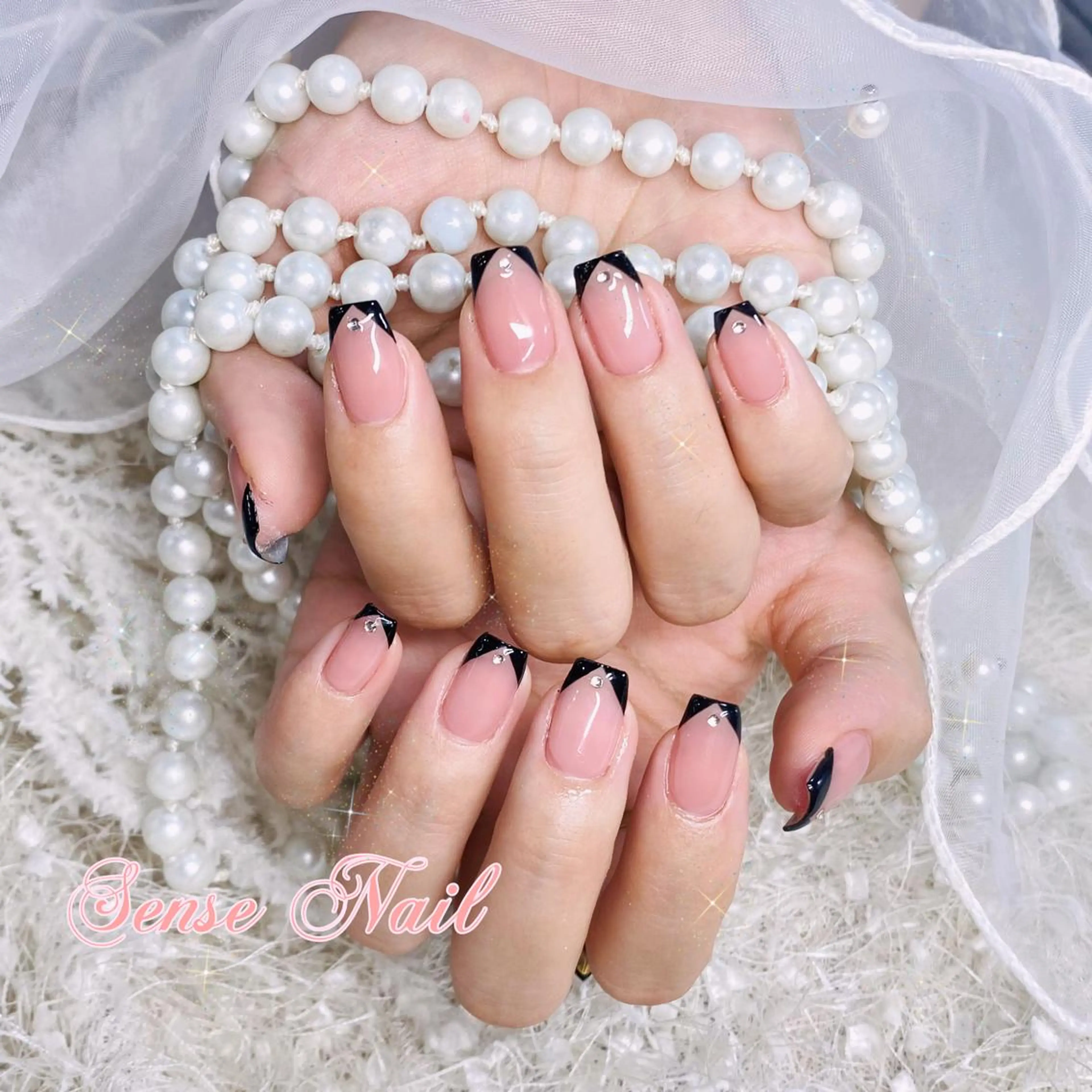 ネイル ハンドネイル ハンドケア Kurieitibu 🍬Byu~tīのネイルデザイン