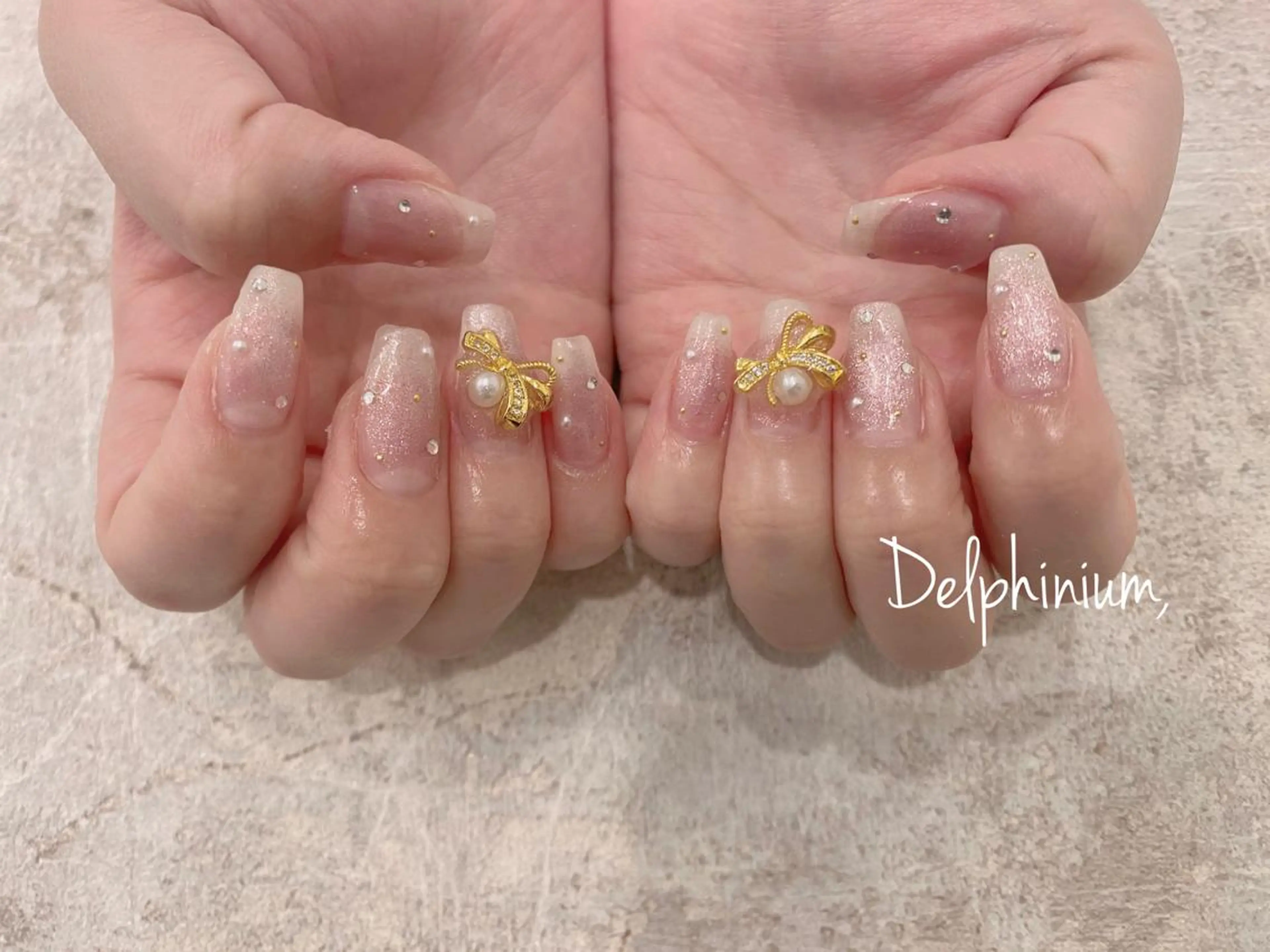 ネイル アートネイル ストーンネイル ハンドネイル 岡本 友恵のネイルデザイン