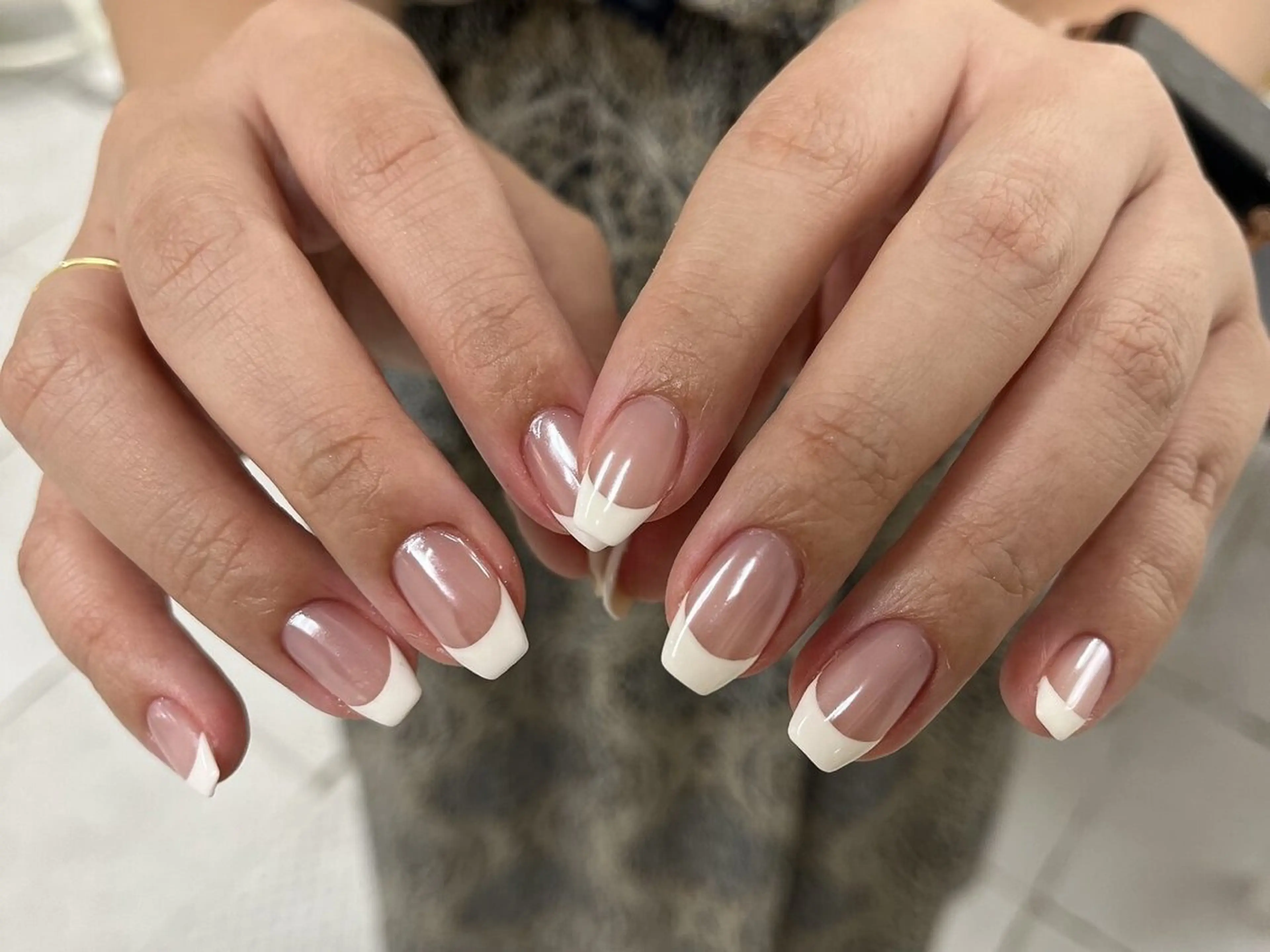 ネイル ミラーネイル ホワイト kkum nail nailistのネイルデザイン