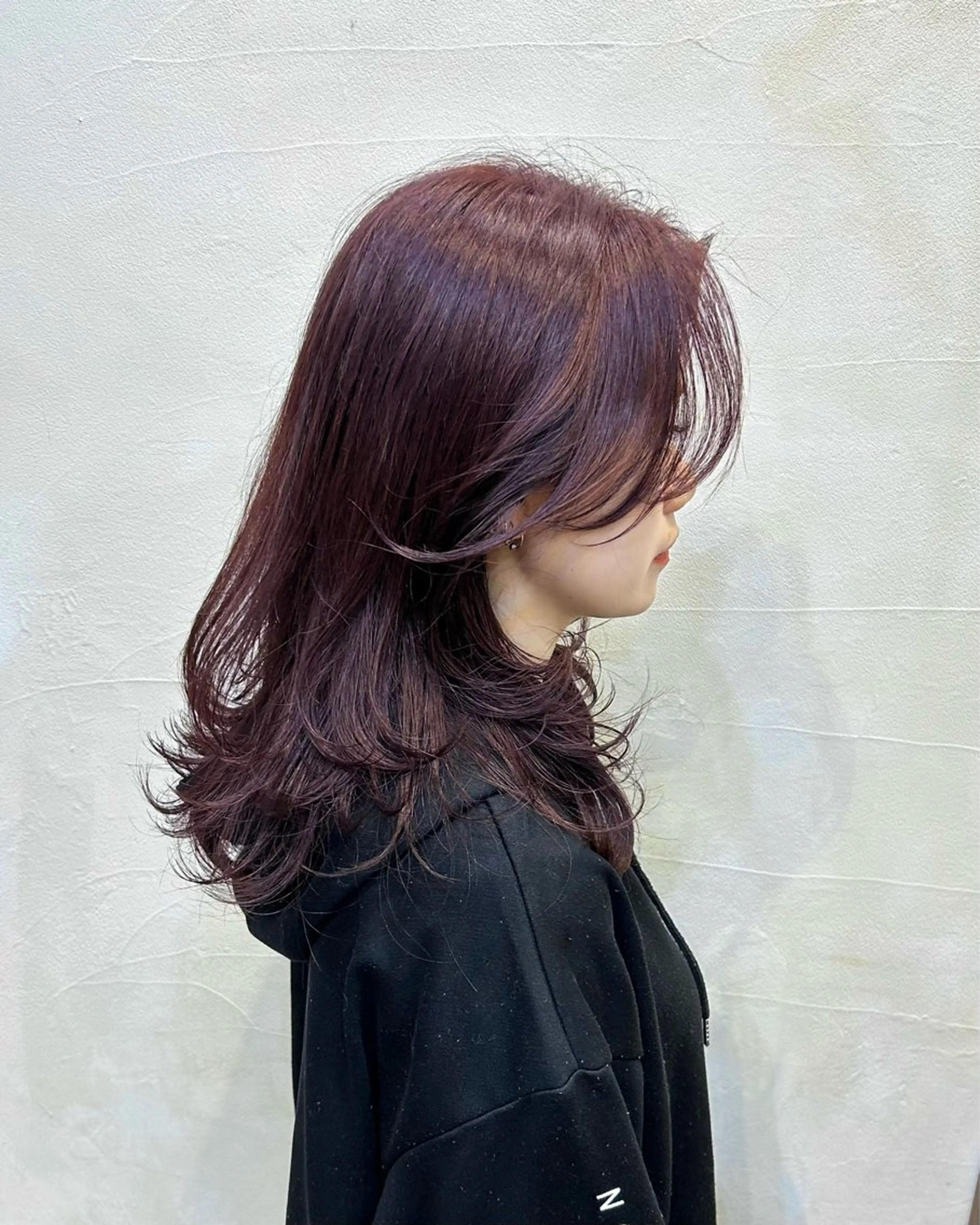 セミロング カラー ブラウンカラー ローズカラー ローズブラウン 松尾海奈 /ショートカットのヘアスタイル