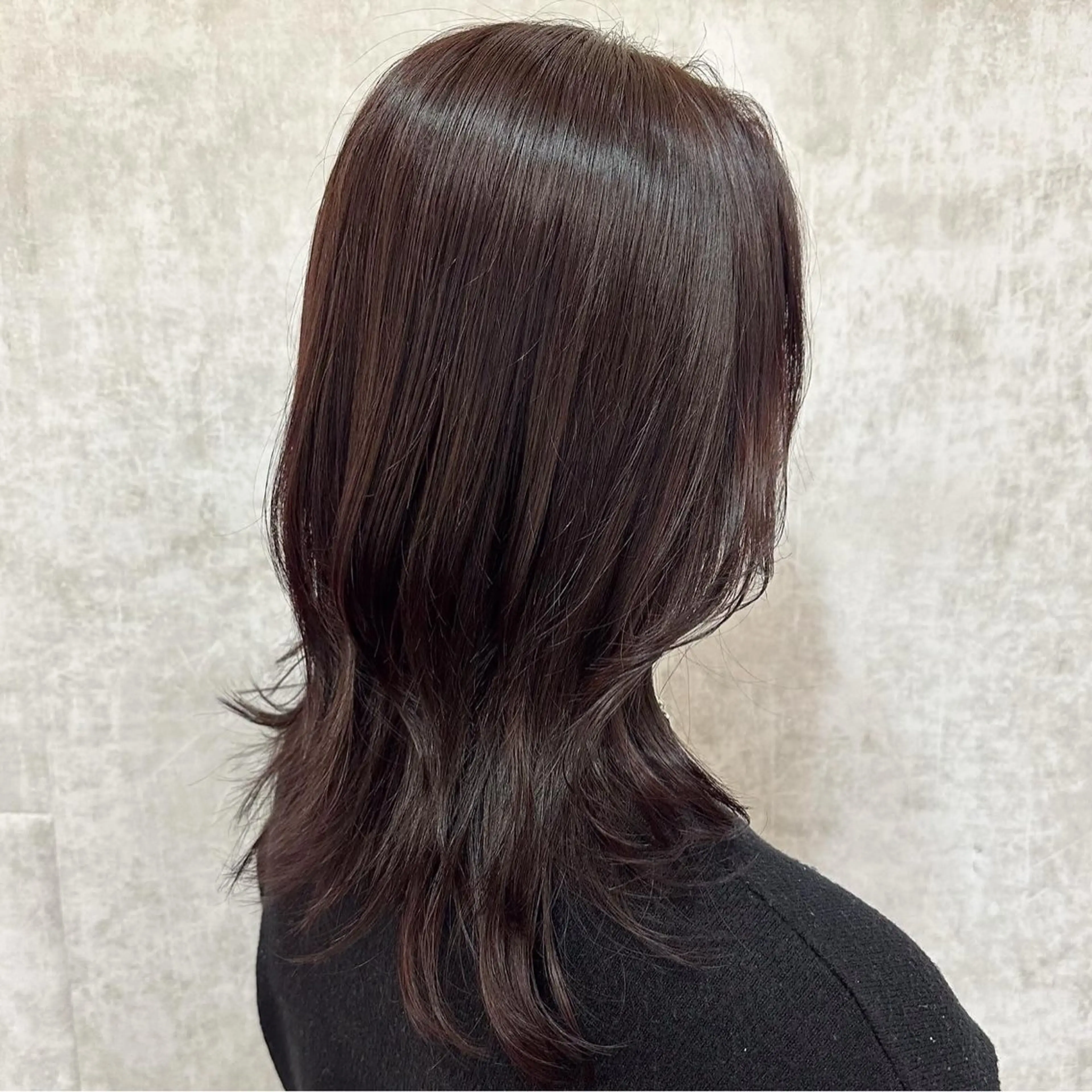 ミディアム カット ヘアカラー シールエクステ✨️韓 国羽エクステ🪽和希のヘアスタイル