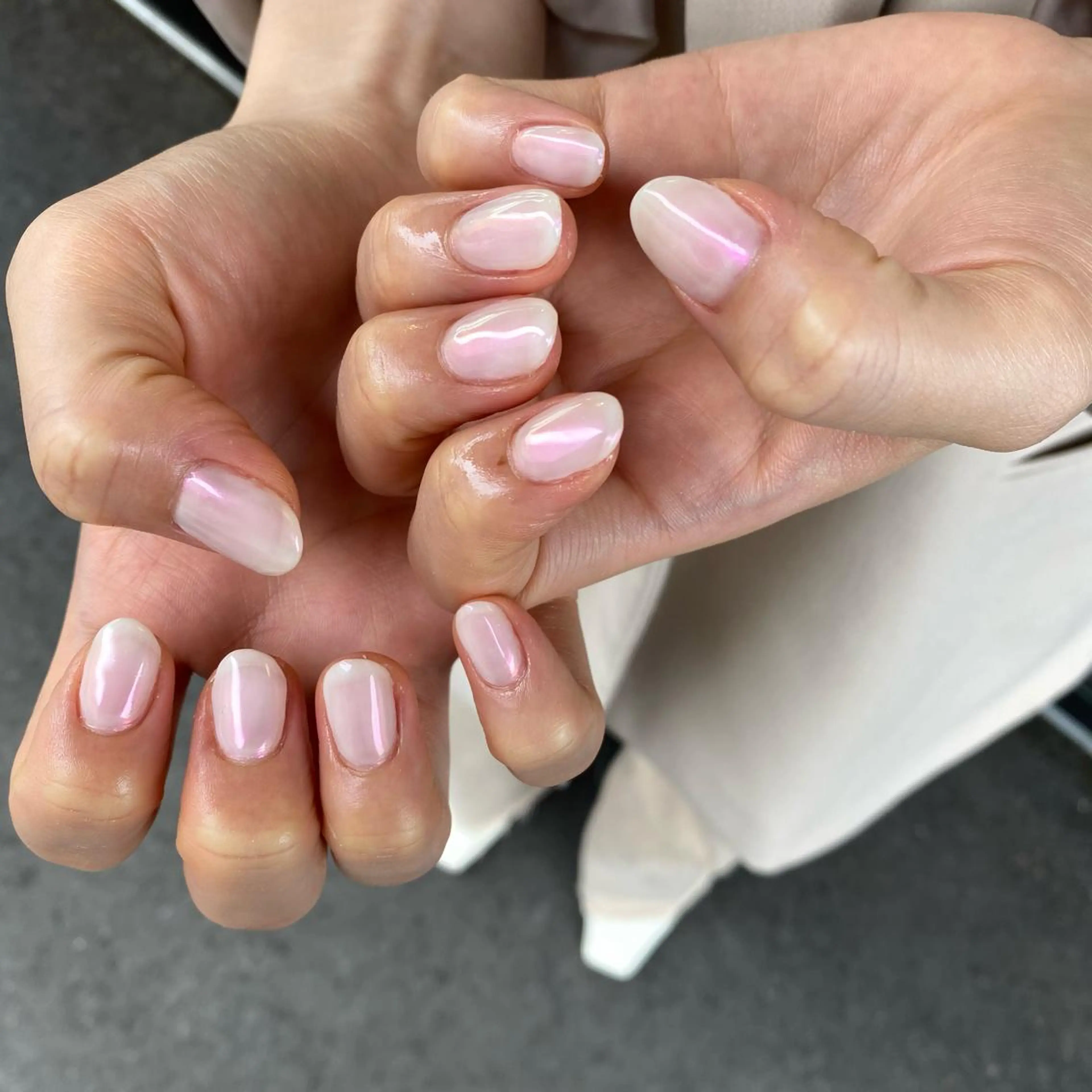 ネイル オーロラネイル ワンカラーネイル シンプルネイル mimin. by felimo所属・mimin. by felimoのネイルデザイン