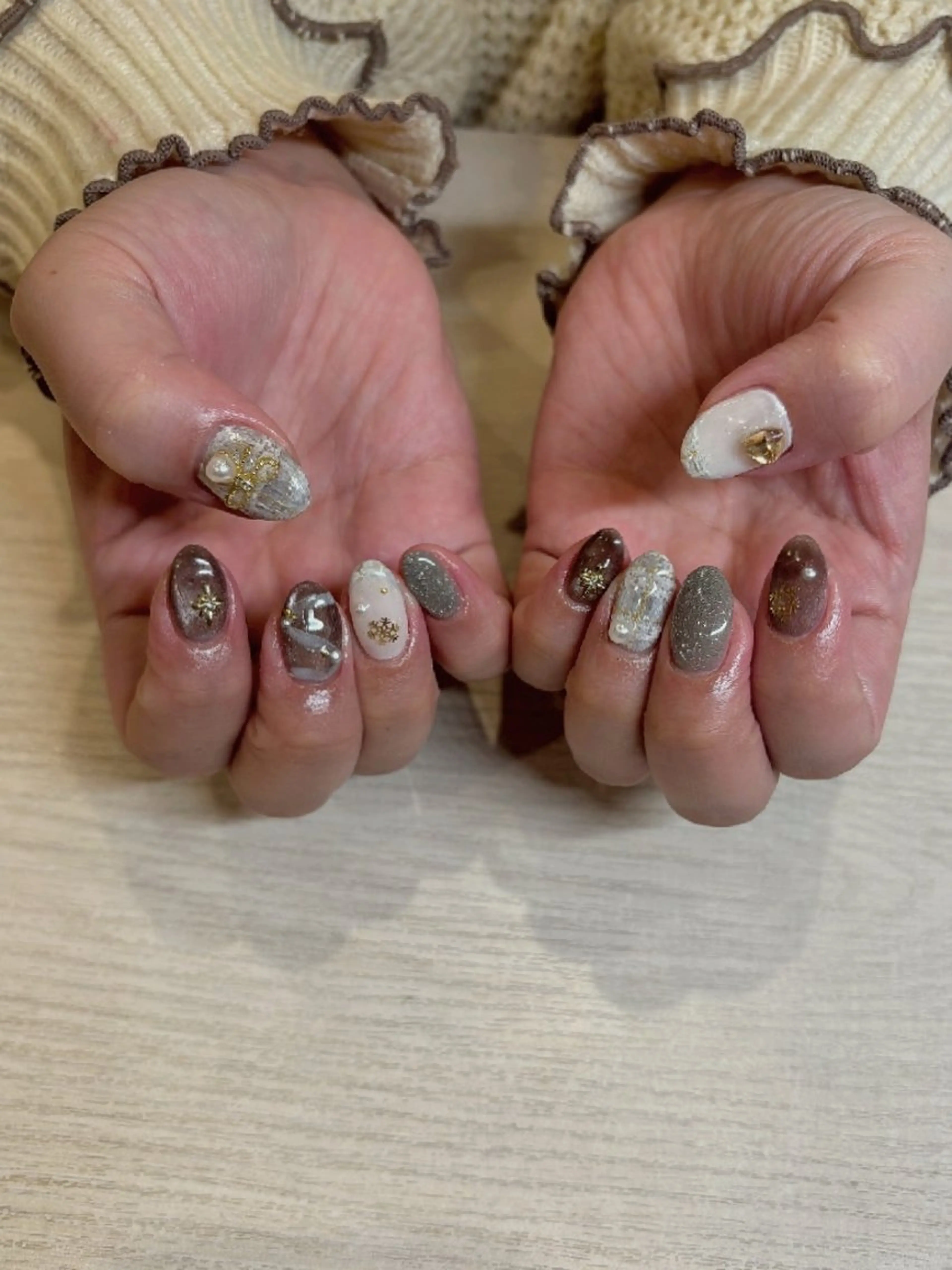 ネイル ハンドネイル 関口 友菜のヘアスタイル