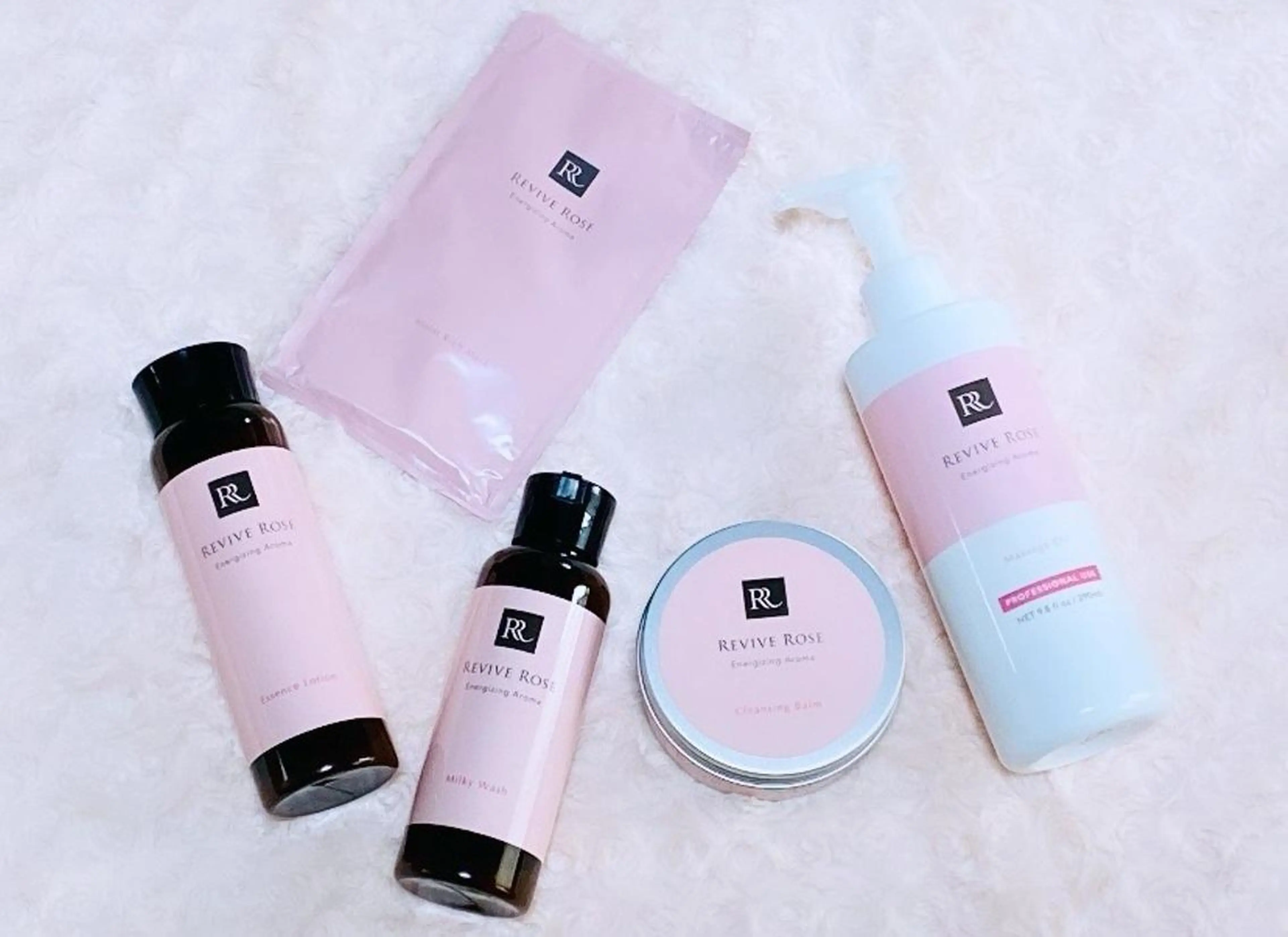 un Fiore🌷所属・小顔ハーブピーリング un.Fiore🌷のエステ・リラクイメージ