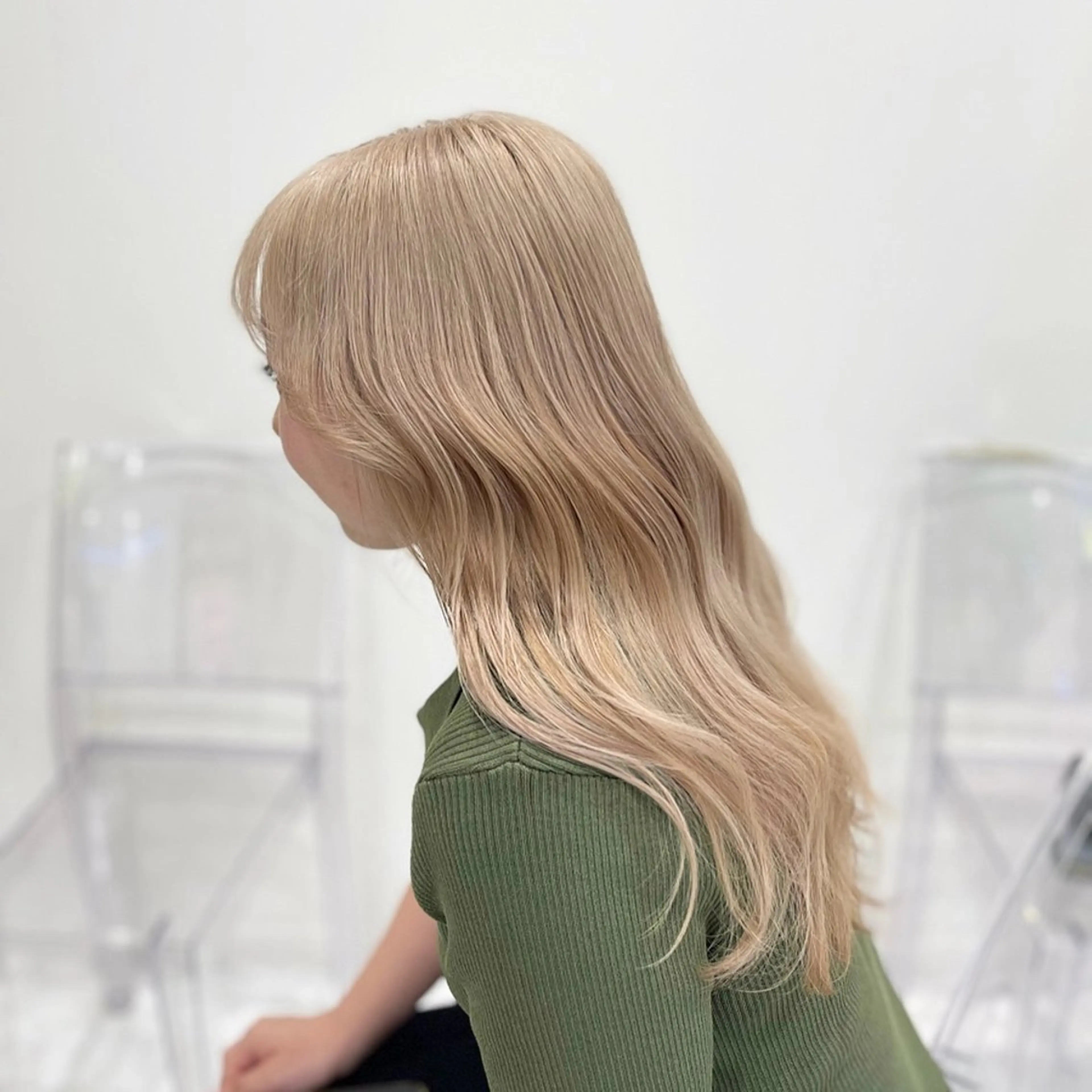 ロング カラー ハイトーン/ダブルカ ラー/RINKA🎀のヘアスタイル