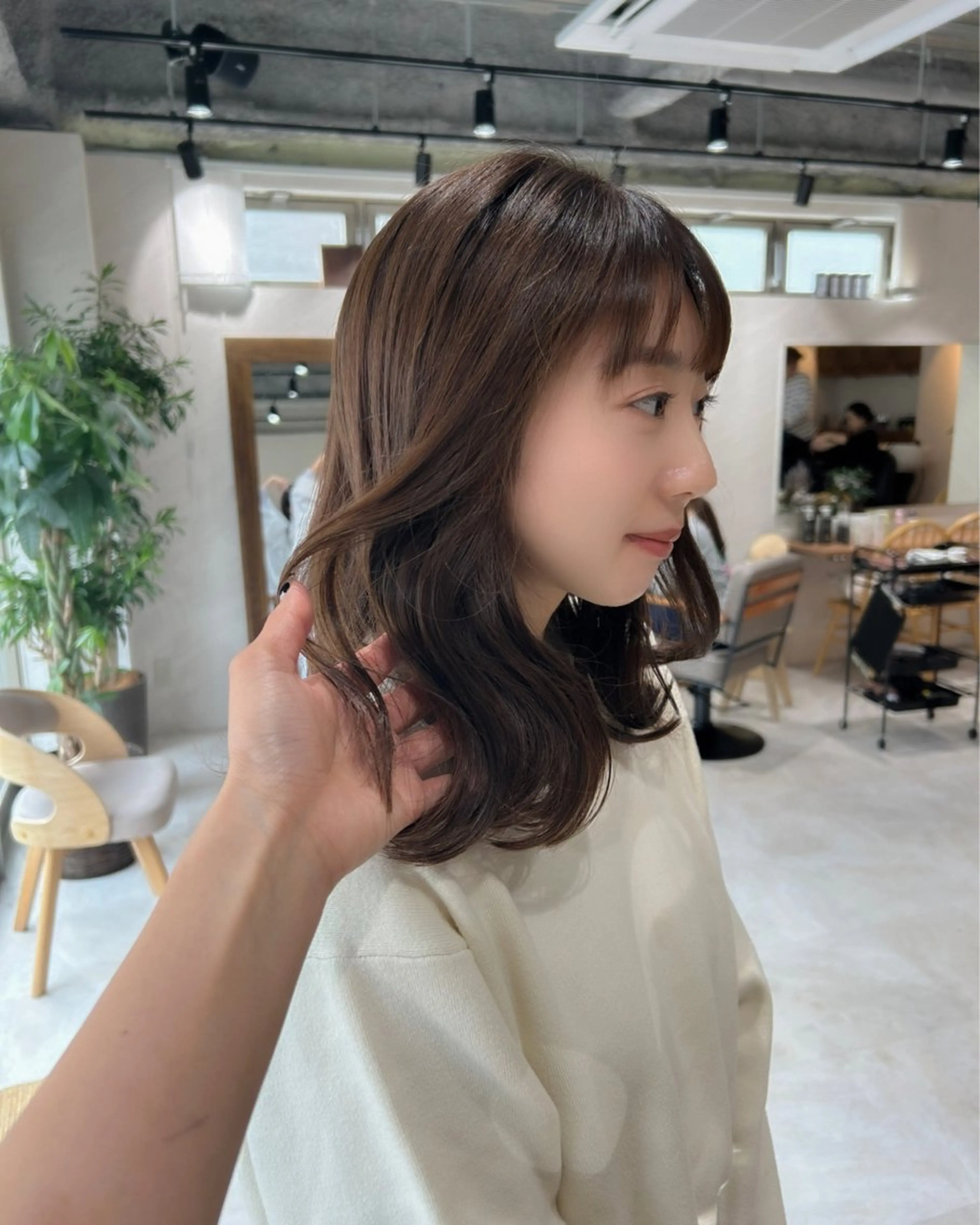 セミロング カラー ブラウンカラー ココアブラウン カット ヘアカラー トリートメント 🎀髪質改善・艶髪カ ラー🎀YUMEKAのヘアスタイル